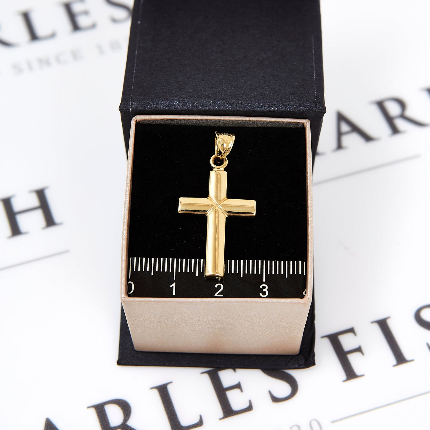 Pre-owned 14ct Yellow Gold Simple Cross Pendant