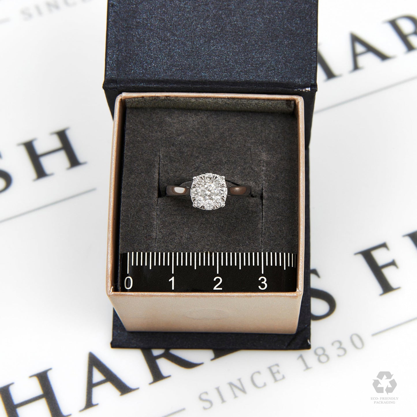 Pre-Owned 9ct White Gold Diamond Cluster Ring