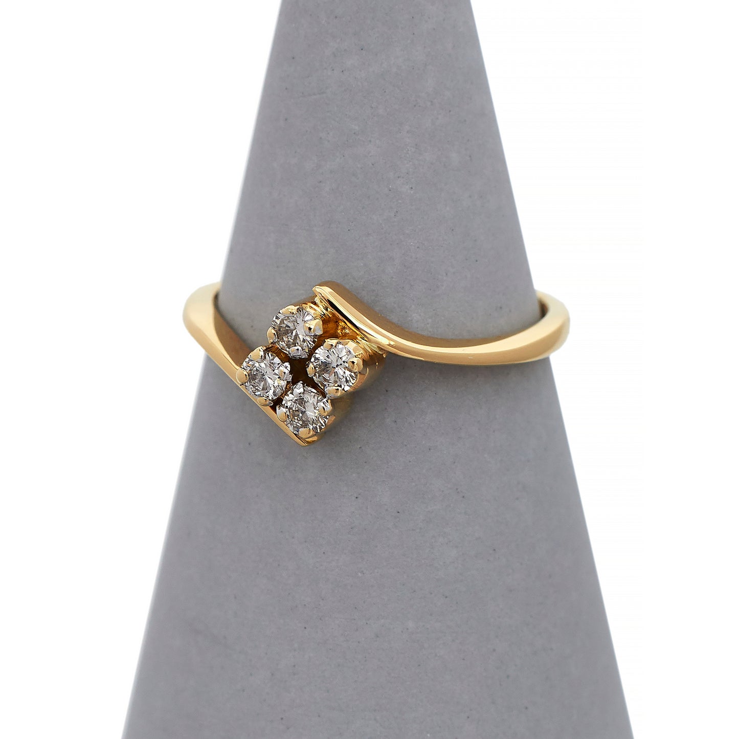 Pre-Owned 14ct Yellow Gold 0.18ct Diamond Crossover Ring
