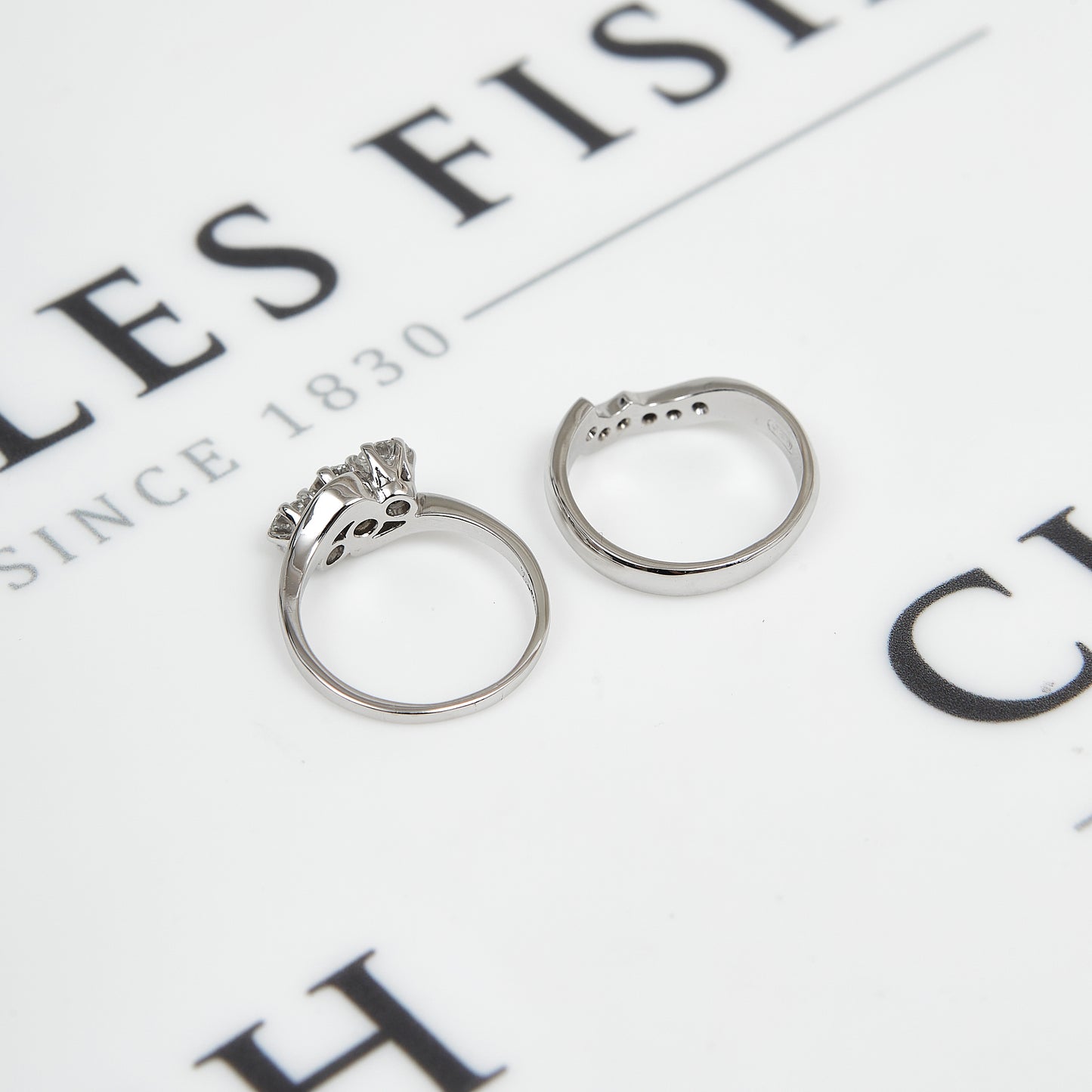 Pre-Owned 18ct White Gold Set of 2 Diamond Contoured Rings