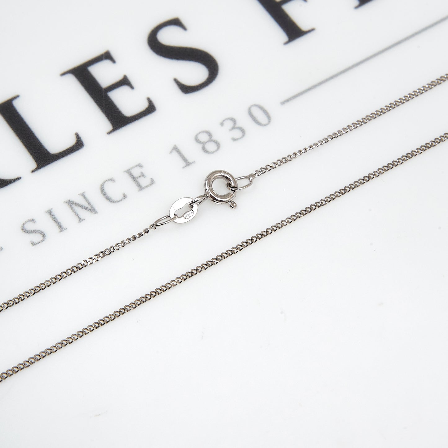 Pre-Owned 9ct Gold Cubic Zirconia Snowflake Pendant Necklace