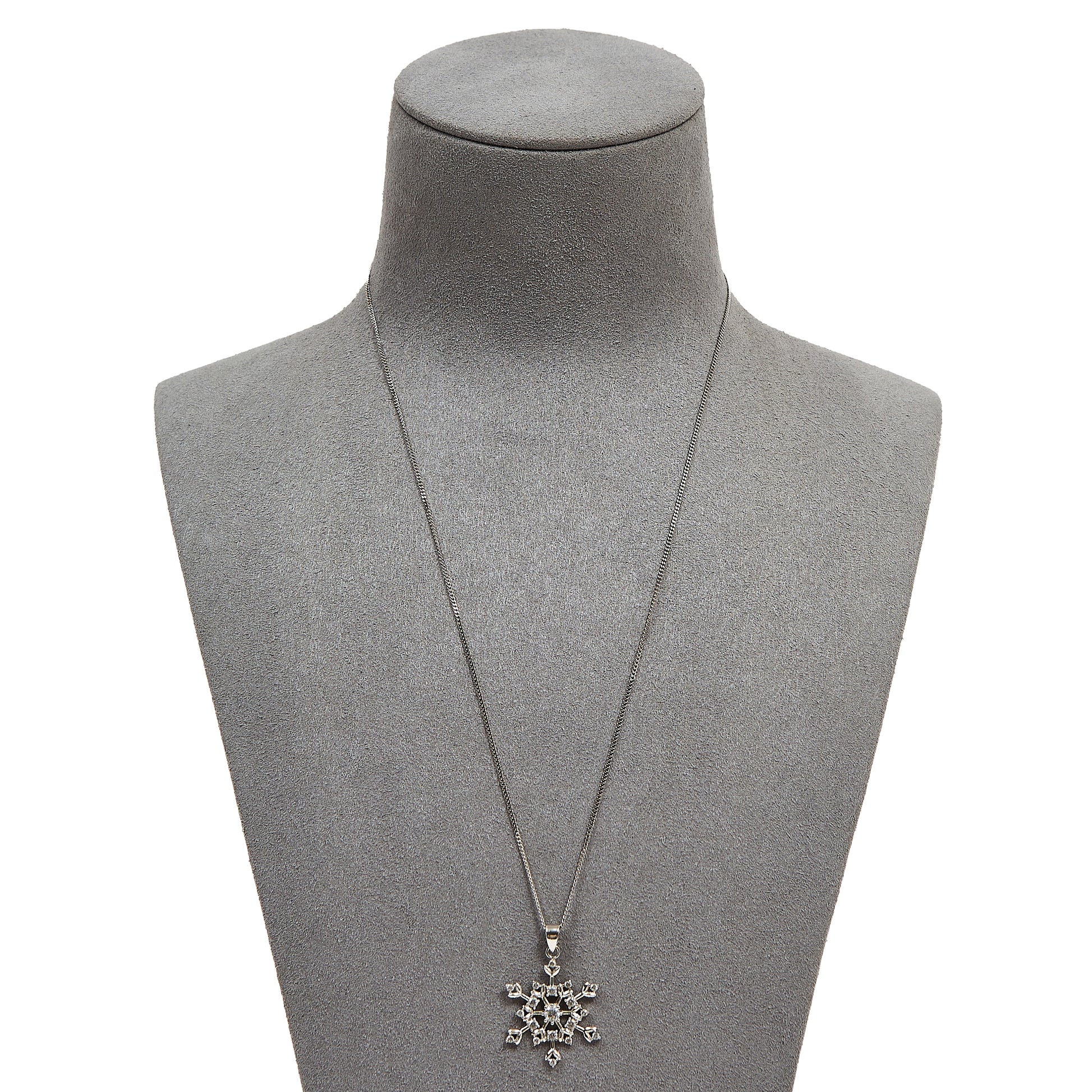 Pre-Owned 9ct Gold Cubic Zirconia Snowflake Pendant Necklace