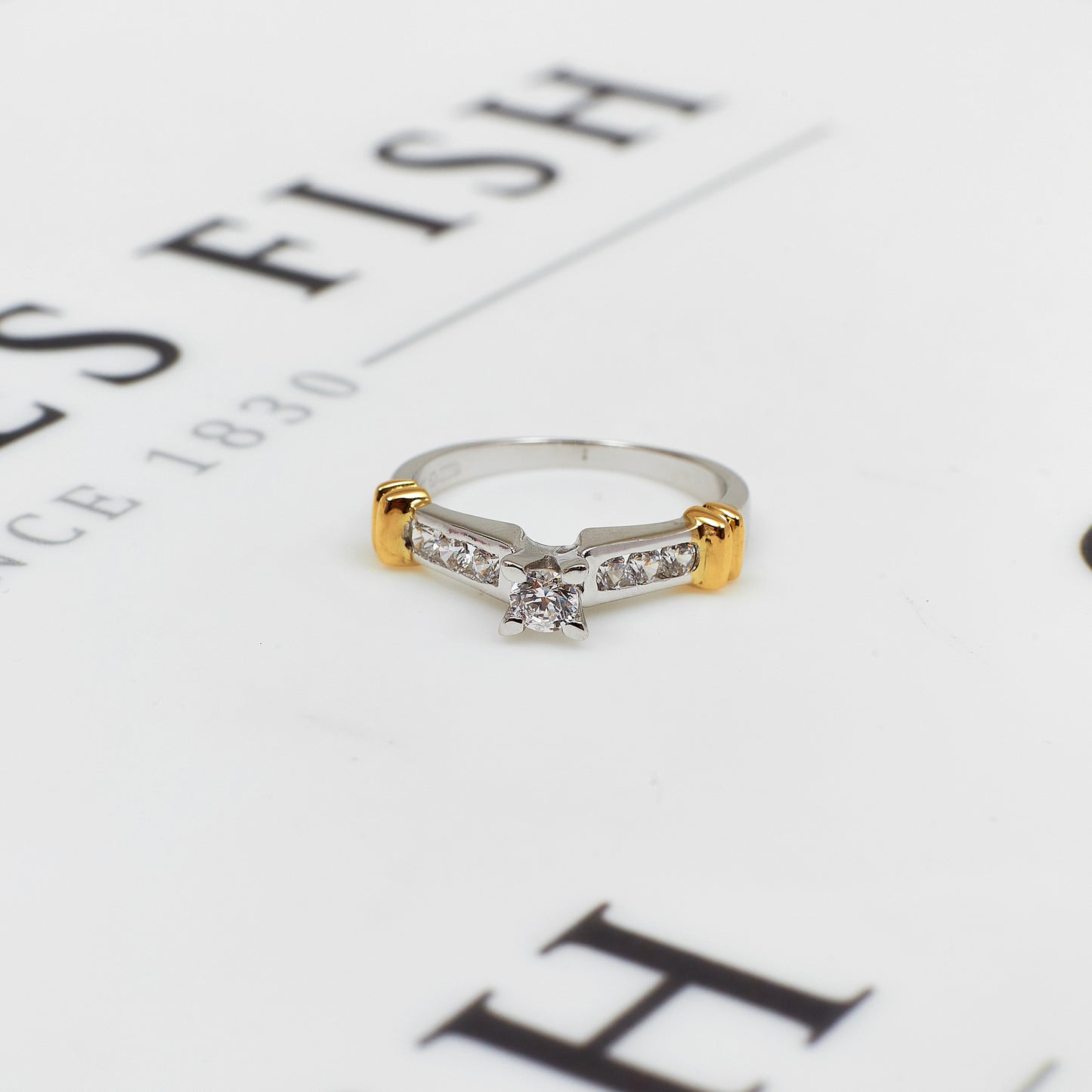 Pre-Owned 18ct White & Yellow Gold CZ Dress Ring