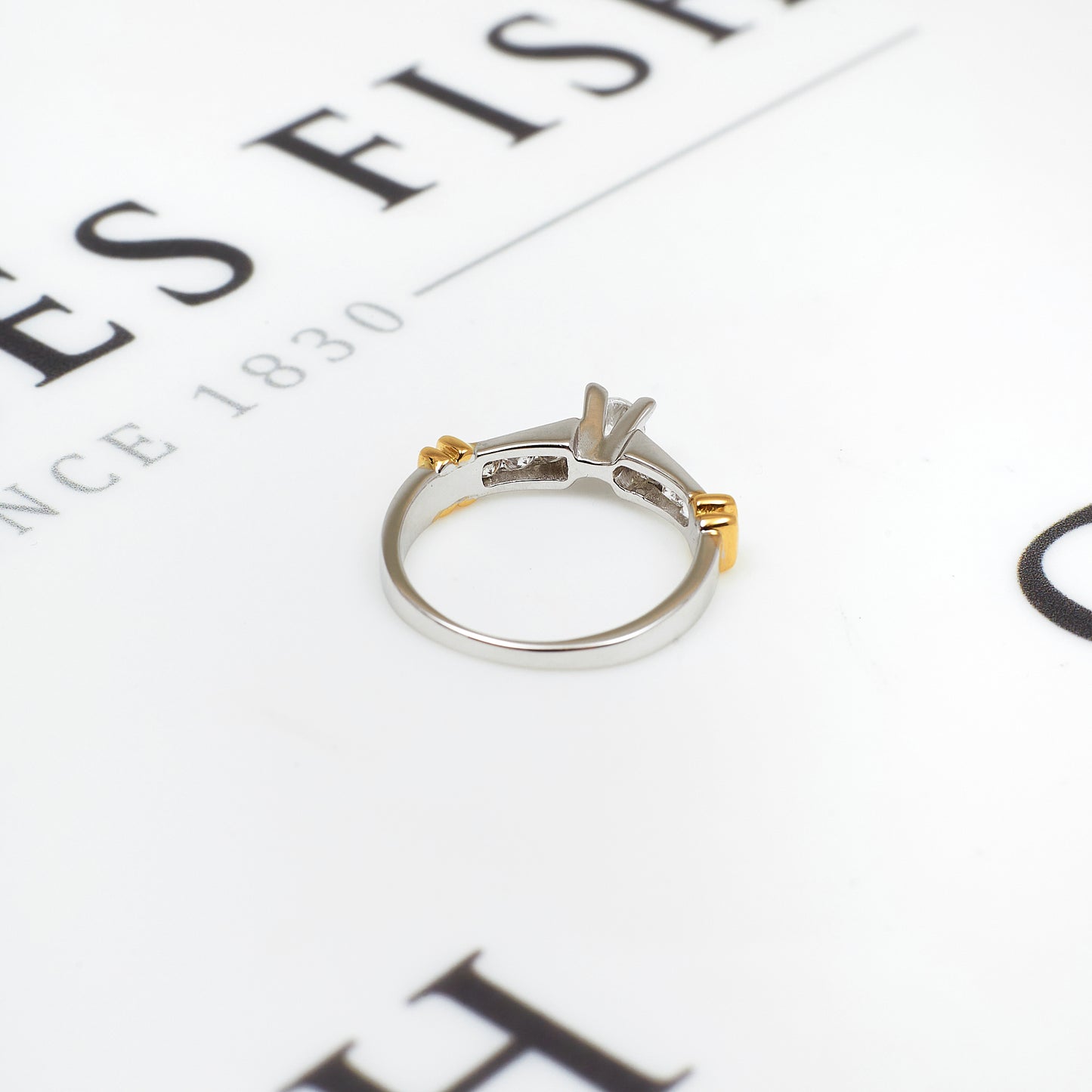 Pre-Owned 18ct White & Yellow Gold CZ Dress Ring