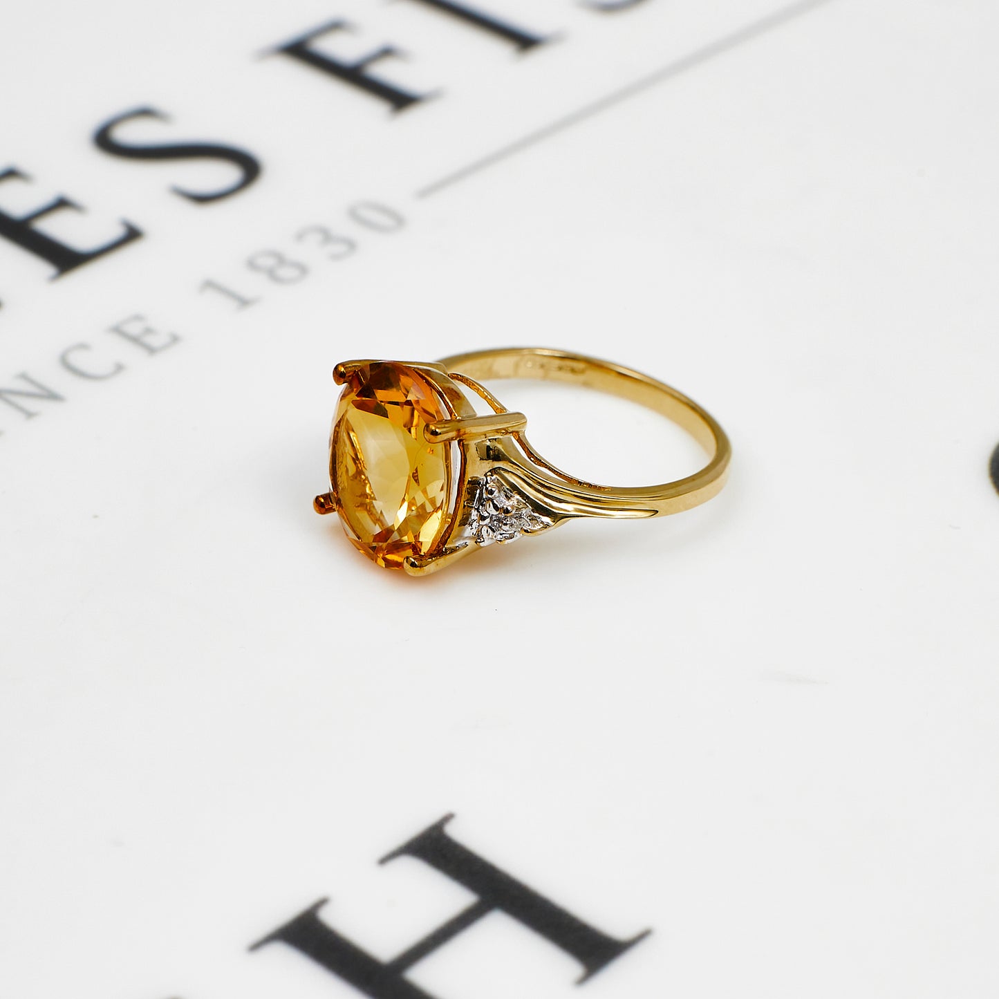 Pre-Owned 9ct Gold Citrine & Diamond Dress Ring