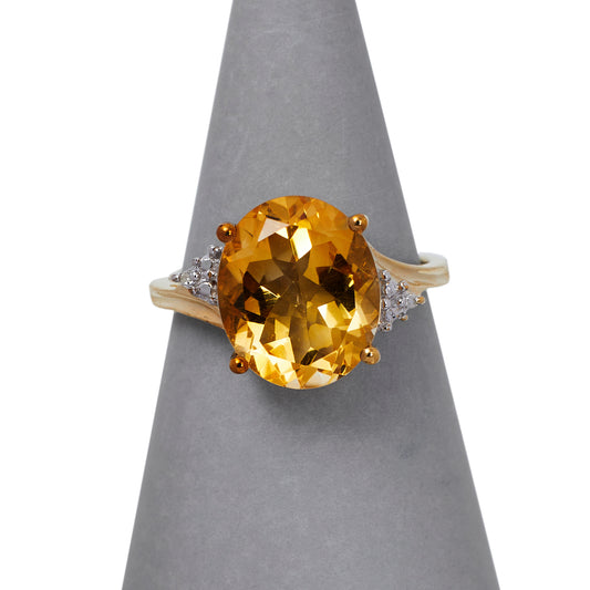 Pre-Owned 9ct Gold Citrine & Diamond Dress Ring