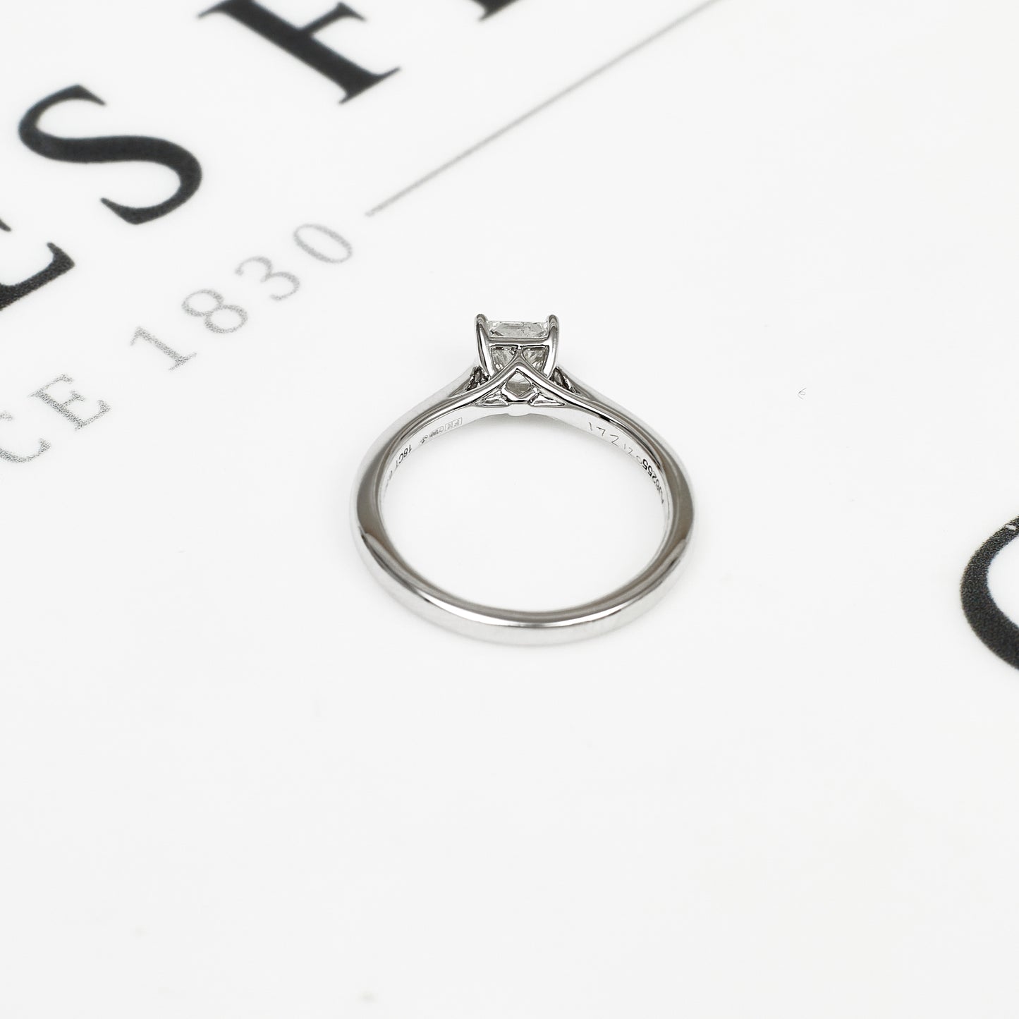 Pre-Owned 18ct White Gold Princess Cut Diamond Ring - Size K