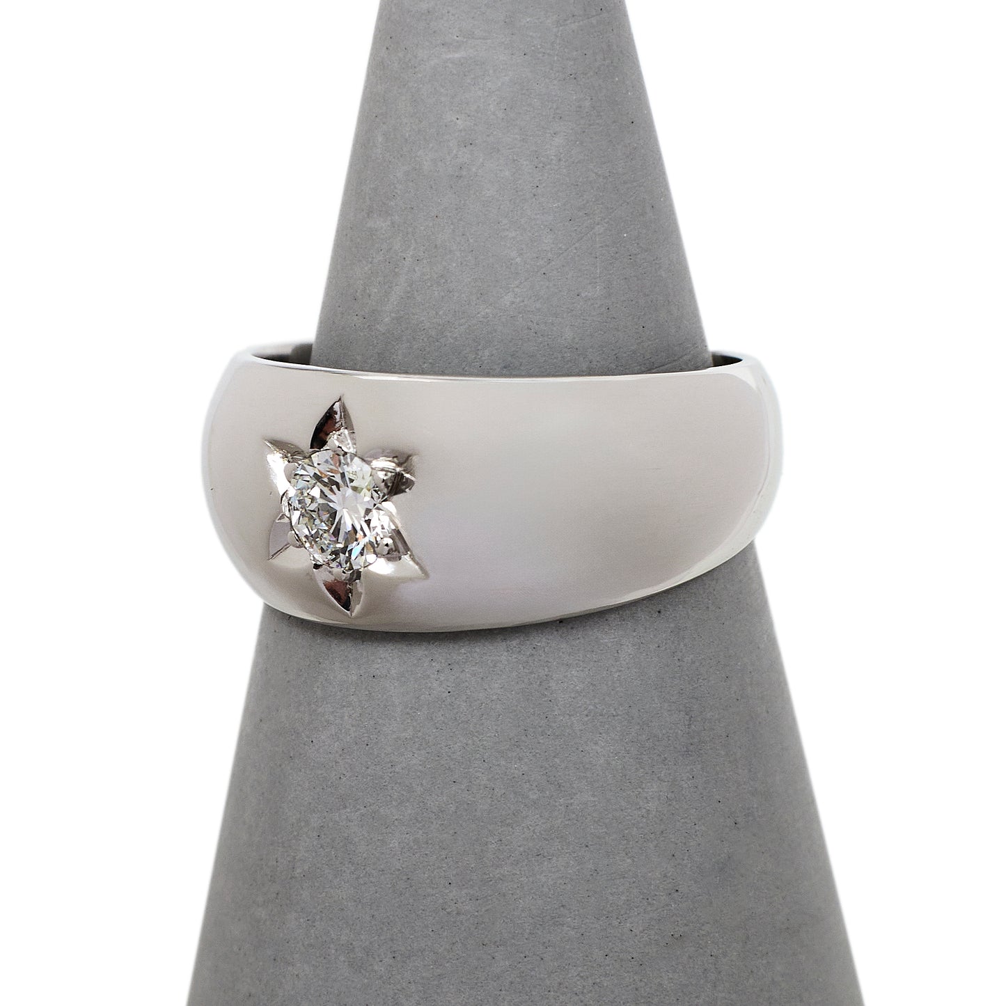 Pre-Owned 14ct White Gold Gypsy Set Diamond Band Ring