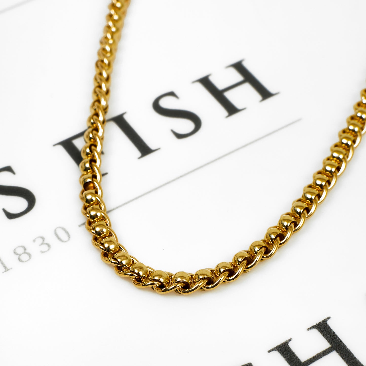 Pre-Owned 9ct Gold Round Curb Link Chain Necklace 18 inches