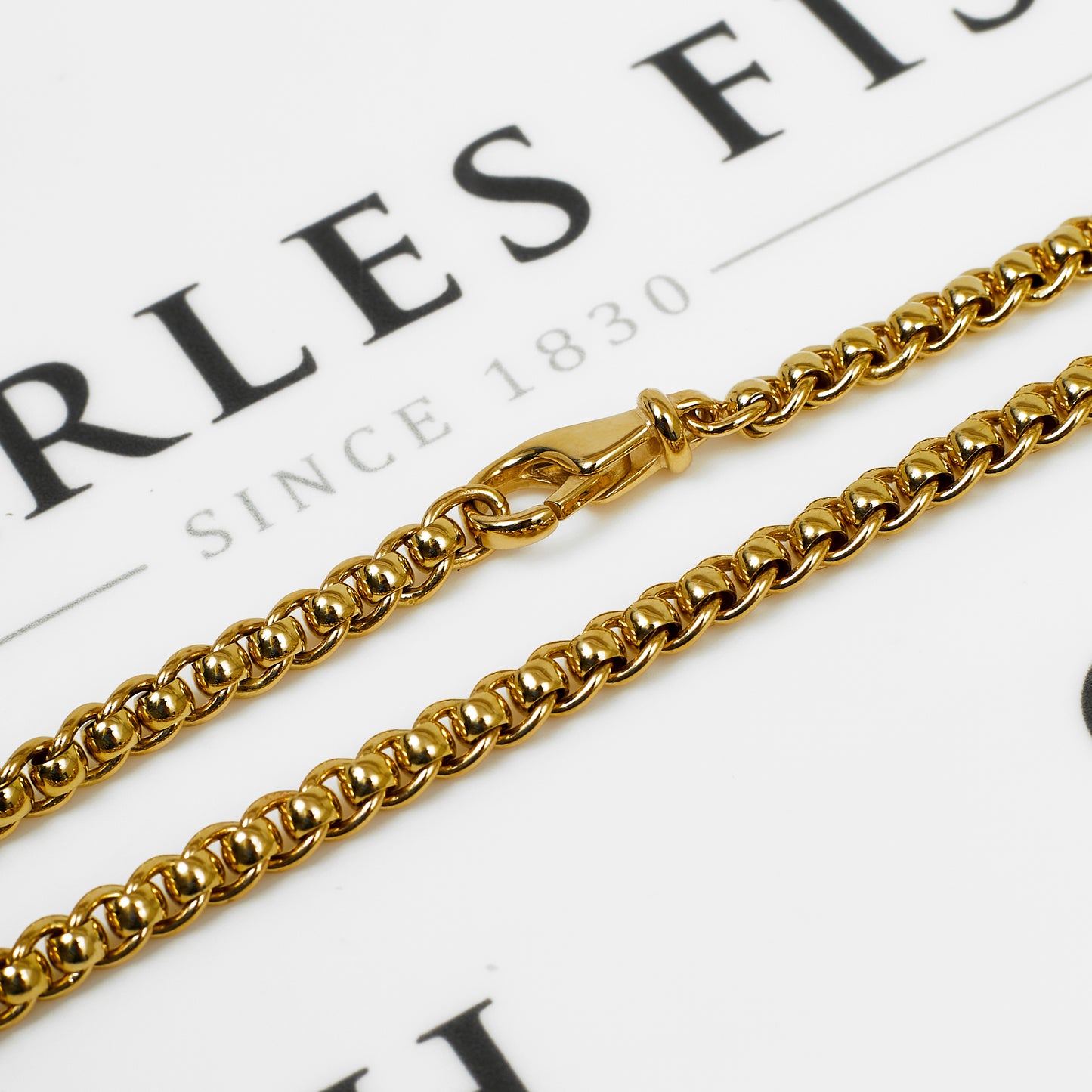 Pre-Owned 9ct Gold Round Curb Link Chain Necklace 18 inches
