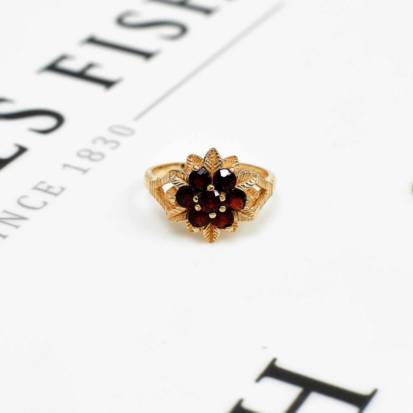 Pre-Owned 9ct Gold 7 Garnet Cluster Flower Ring