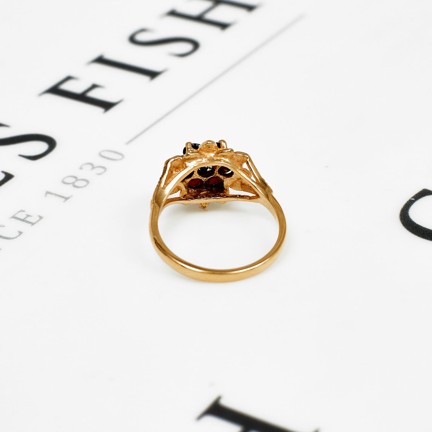 Pre-Owned 9ct Gold 7 Garnet Cluster Flower Ring