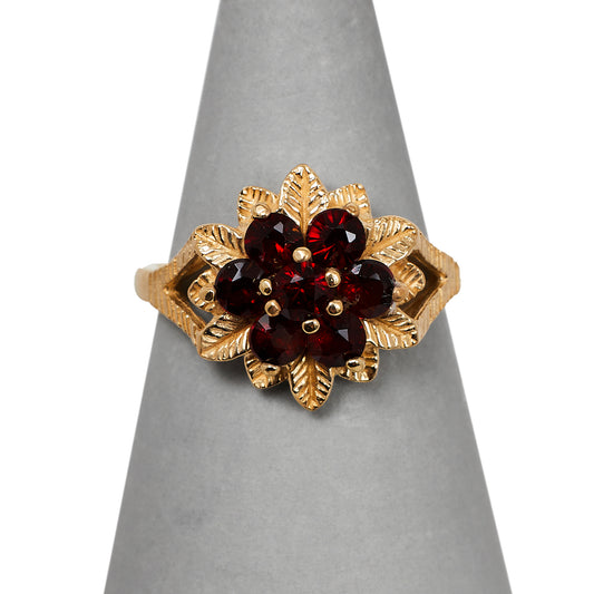 Pre-Owned 9ct Gold 7 Garnet Cluster Flower Ring