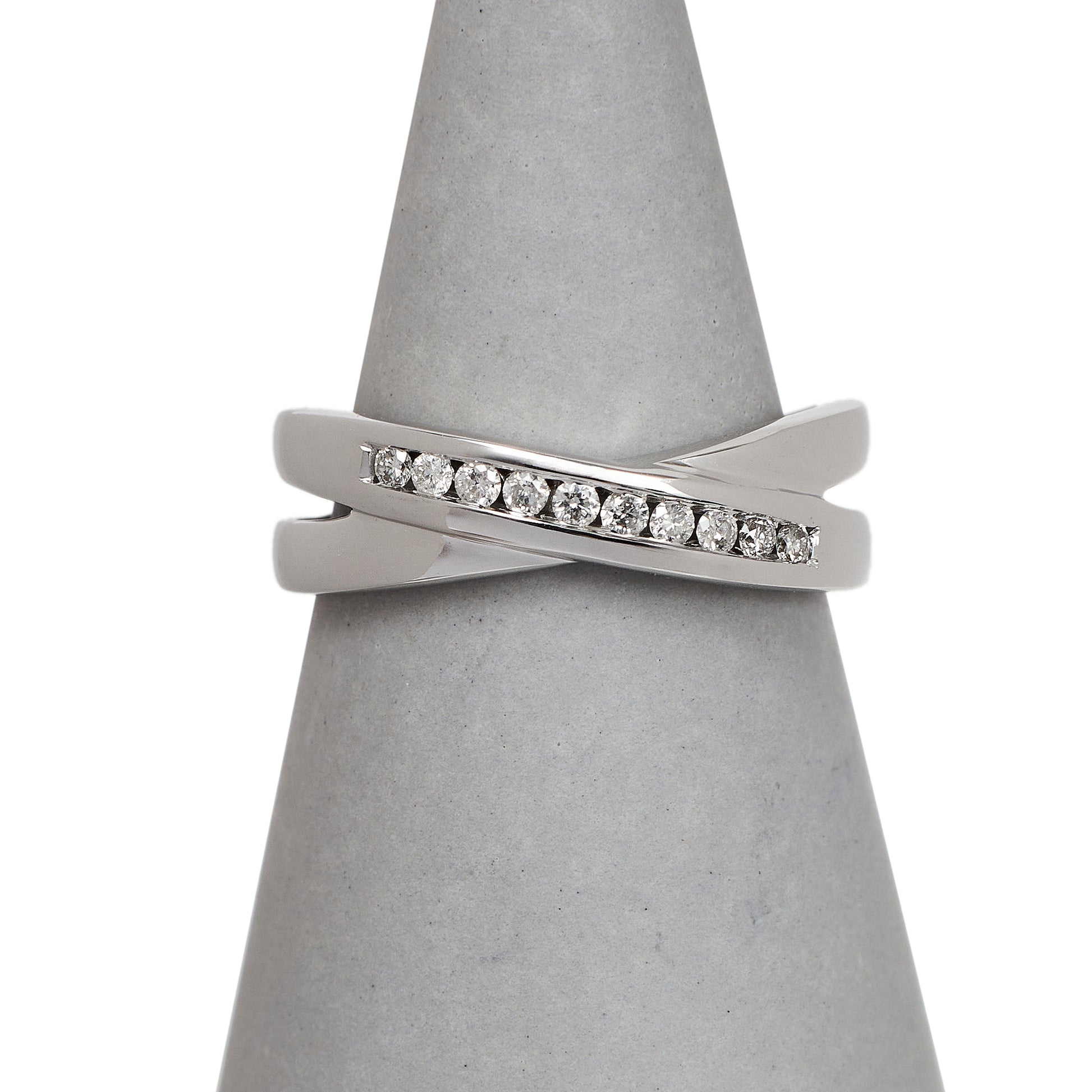 Pre-Owned 9ct White Gold & Diamond Crossover Ring