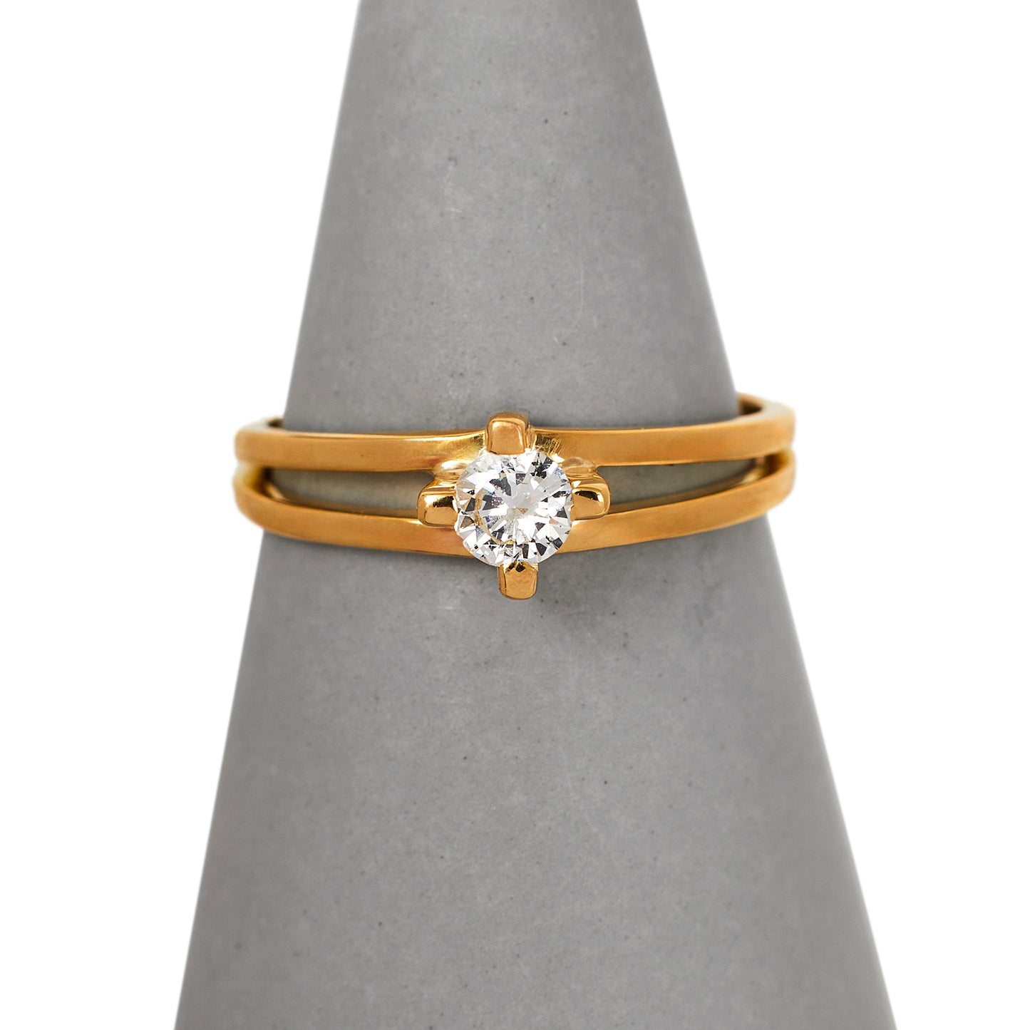 Pre-Owned 18ct Gold Diamond Solitaire Split Band Ring