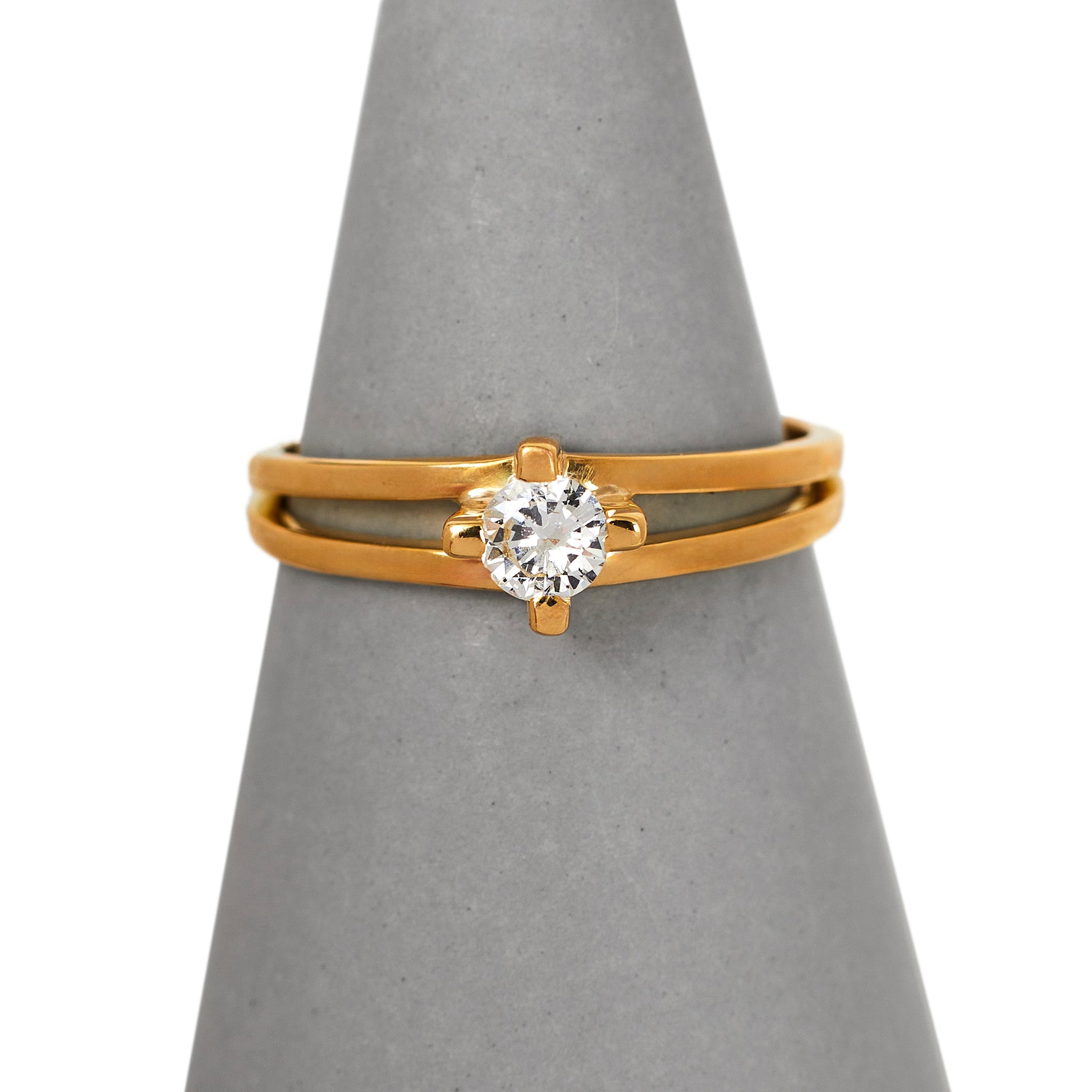 Pre-Owned 18ct Gold Diamond Solitaire Split Band Ring
