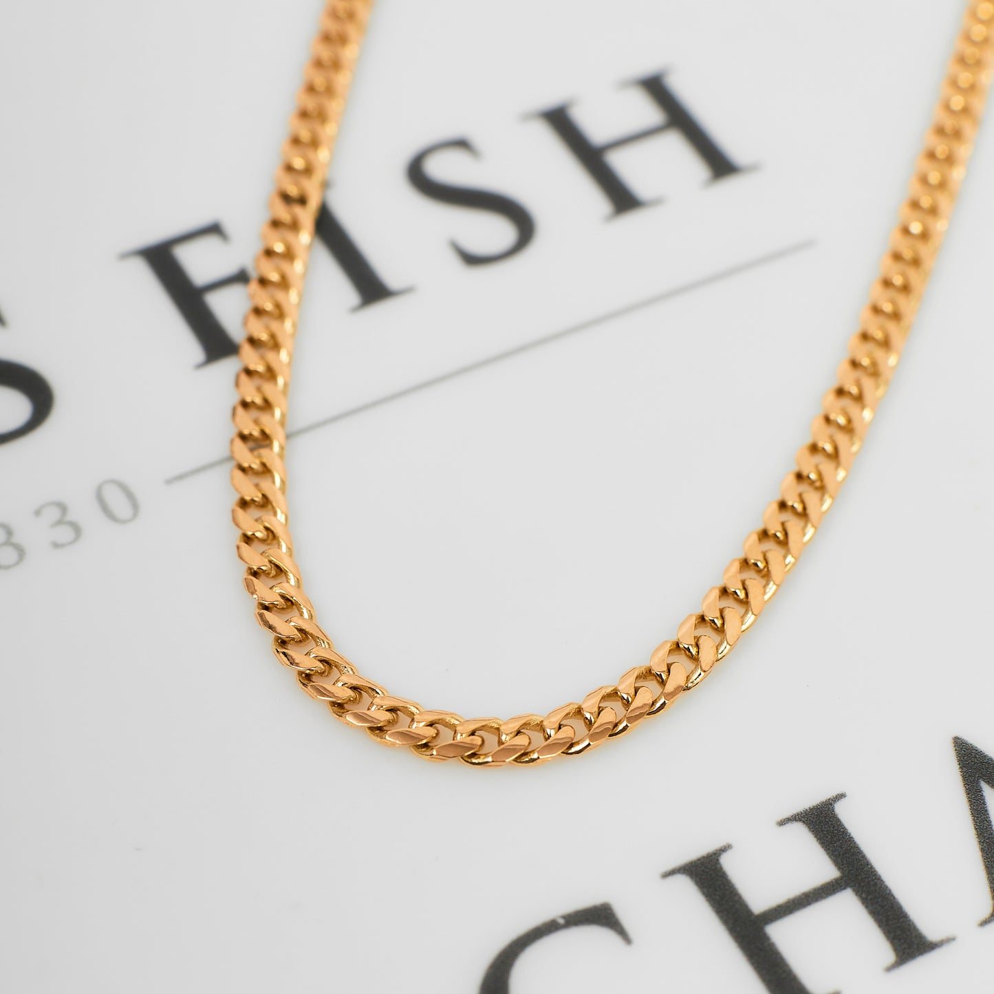 Pre-Owned 9ct Gold 4mm Curb Chain Necklace 18 Inches