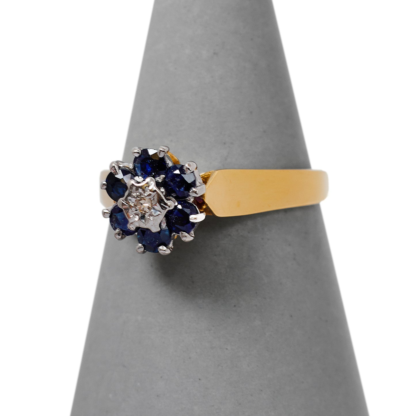 Pre-Owned 9ct Gold Sapphire & Diamond Cluster Ring - Size N