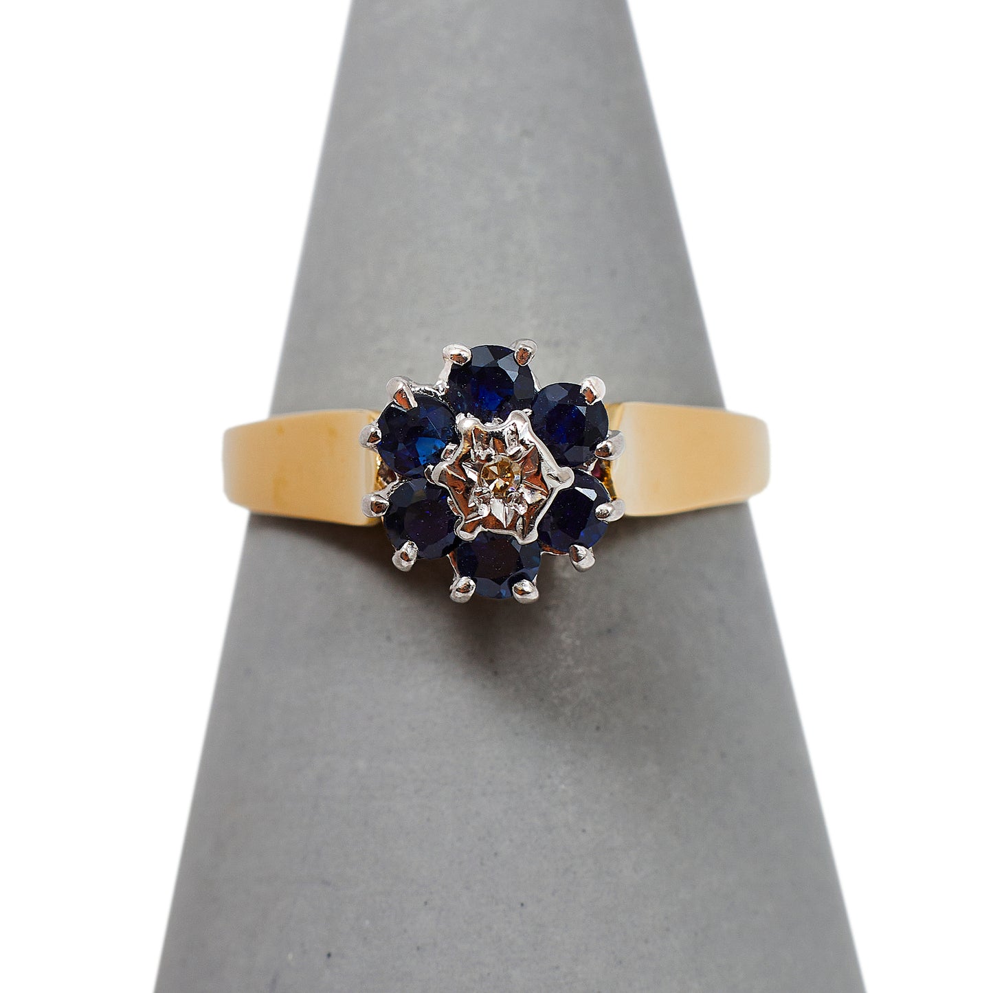 Pre-Owned 9ct Gold Sapphire & Diamond Cluster Ring - Size N