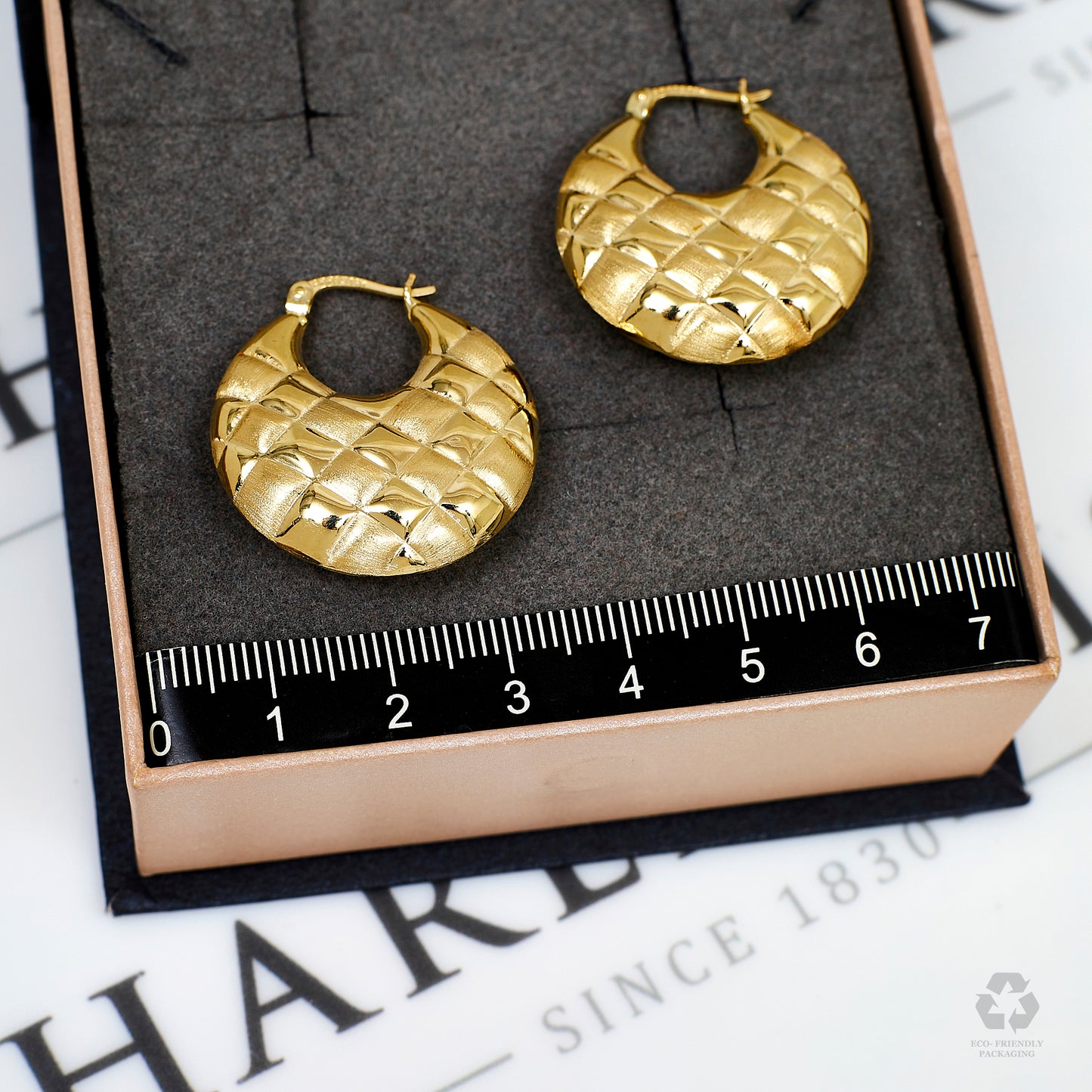 Pre-Owned 14ct Gold Quilted Design Creole Hoop Earrings