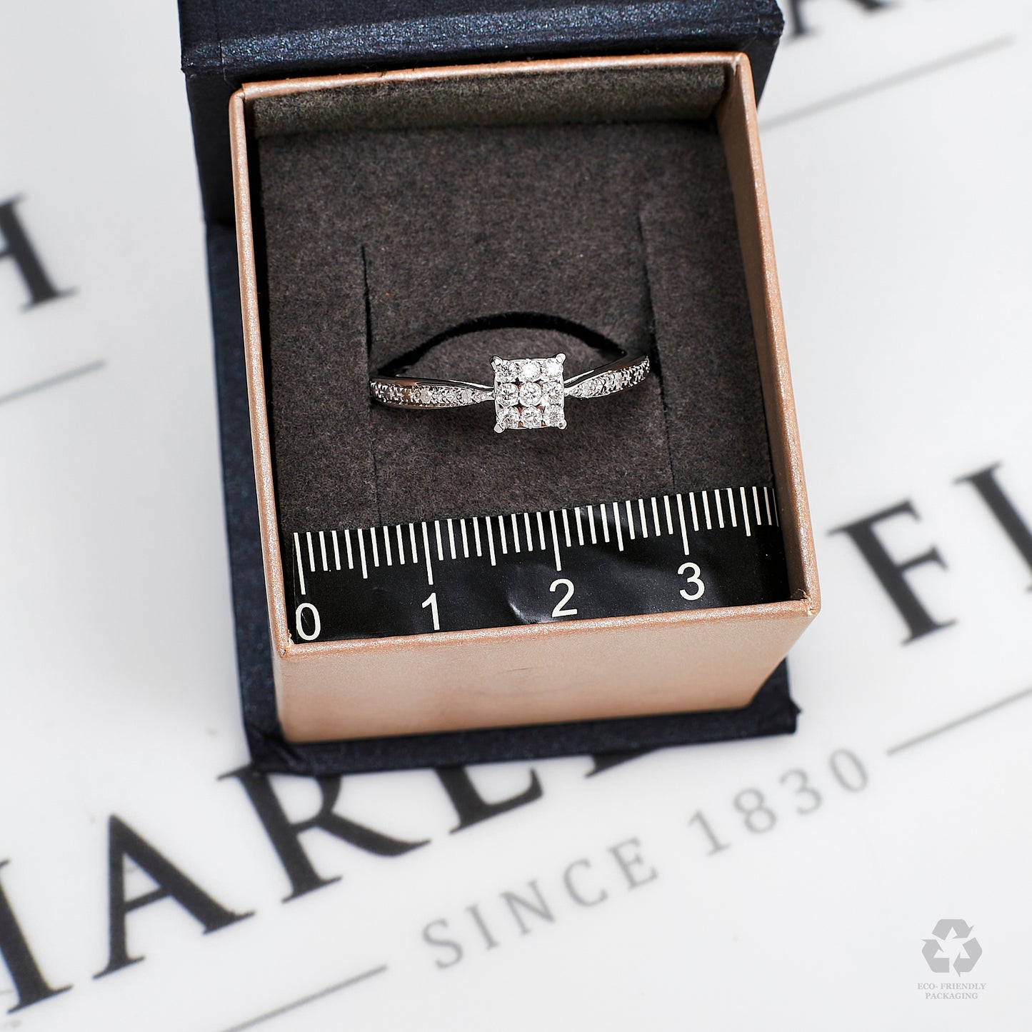 Pre-Owned 9ct White Gold Square Diamond Ring Shoulders Set