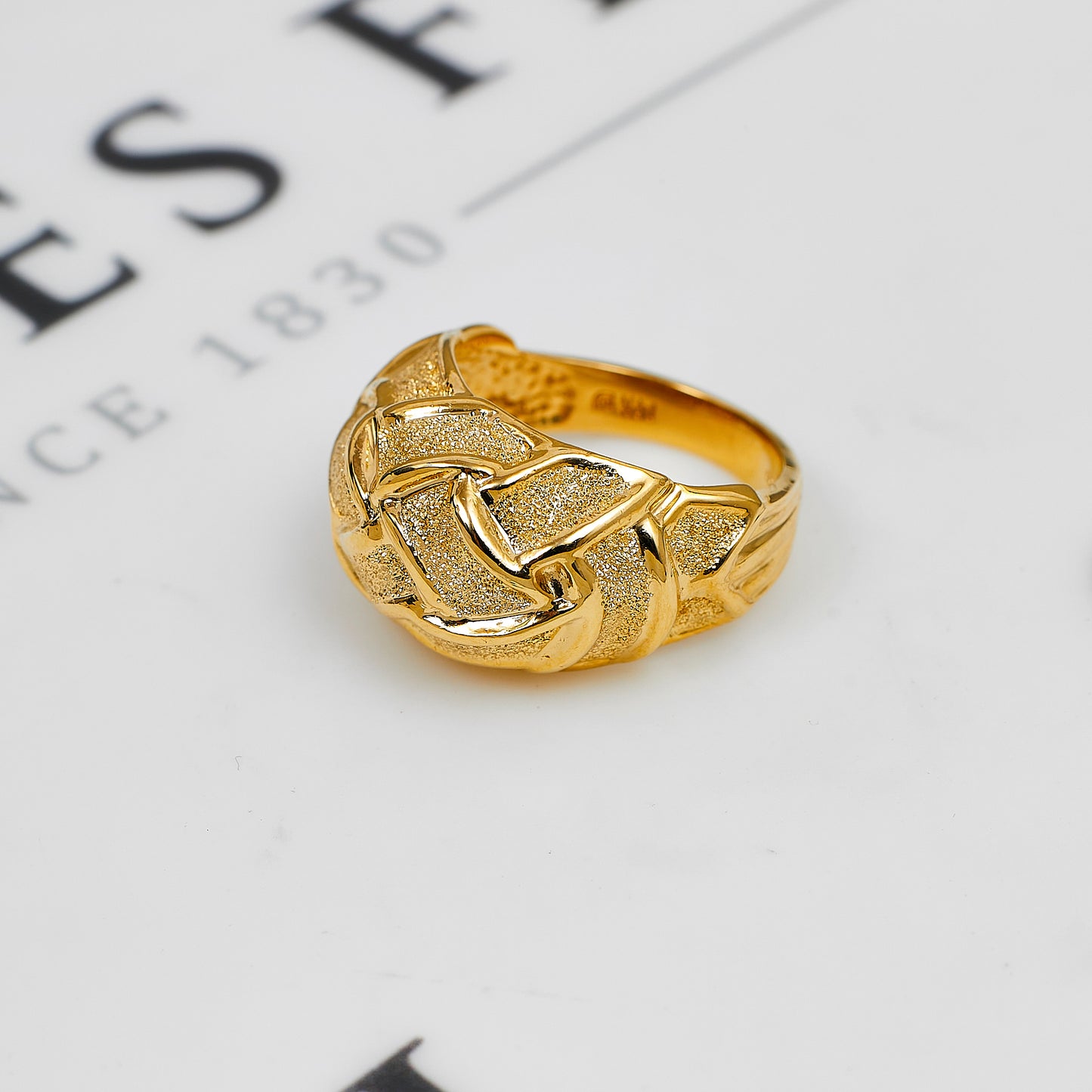 Pre-Owned 14ct Gold Barked Plait Design Bump Ring Size M.5