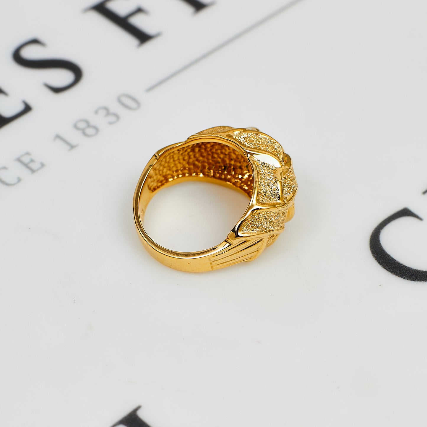 Pre-Owned 14ct Gold Barked Plait Design Bump Ring Size M.5