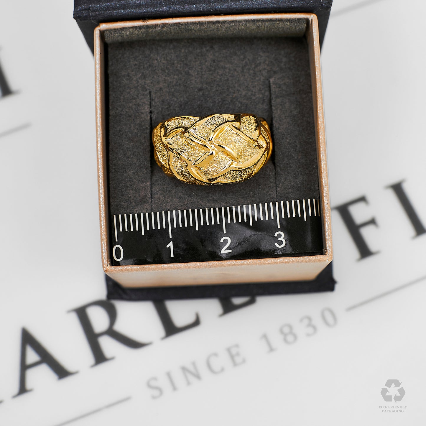 Pre-Owned 14ct Gold Barked Plait Design Bump Ring Size M.5