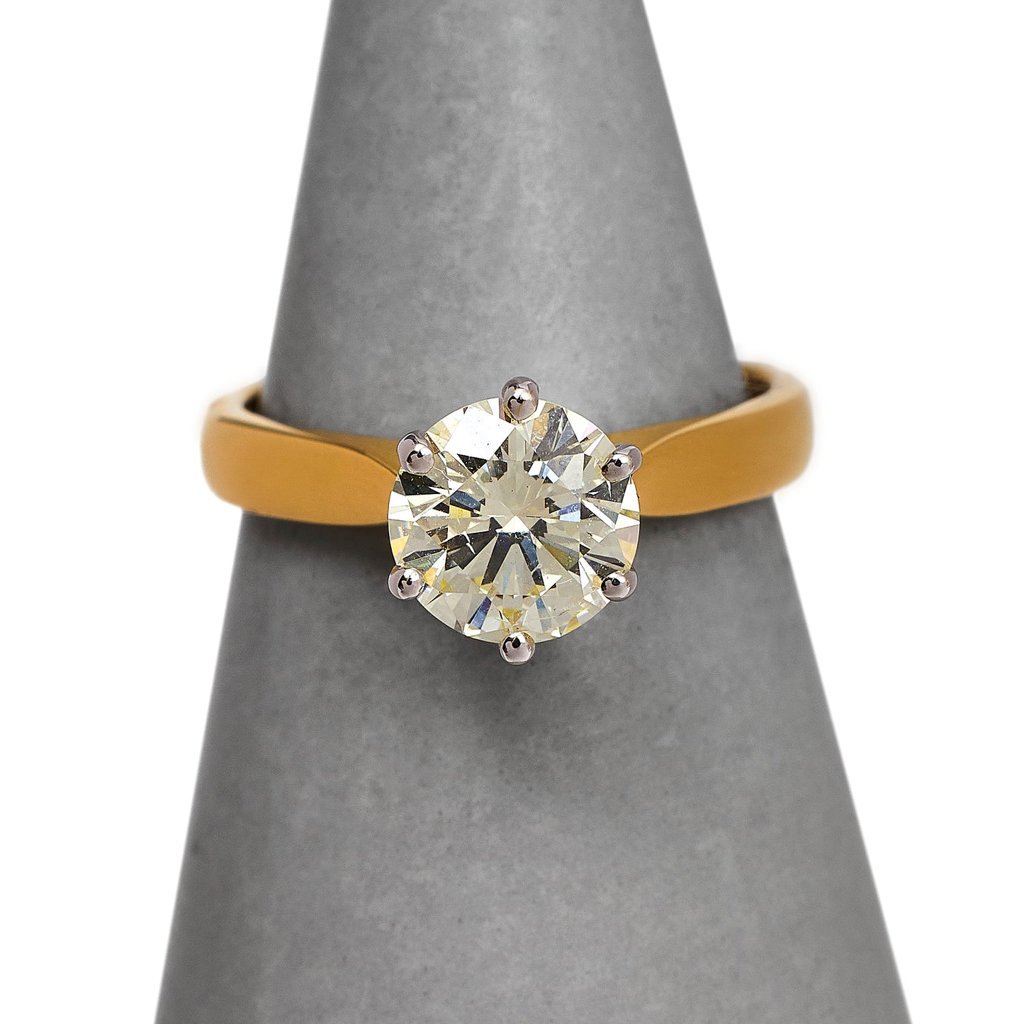 Pre-Owned 18ct Gold Diamond Solitaire Engagement Ring Size L