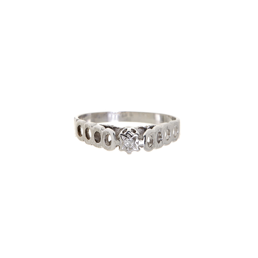 Pre-Owned 9ct White Gold Illusion Set Diamond Ring