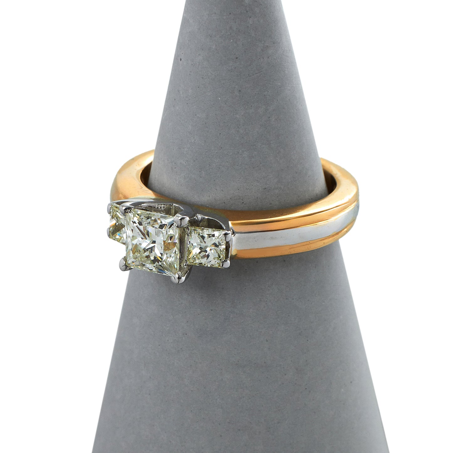 Pre-Owned 14ct 2 Tone Gold & Diamond Princess Cut Ring