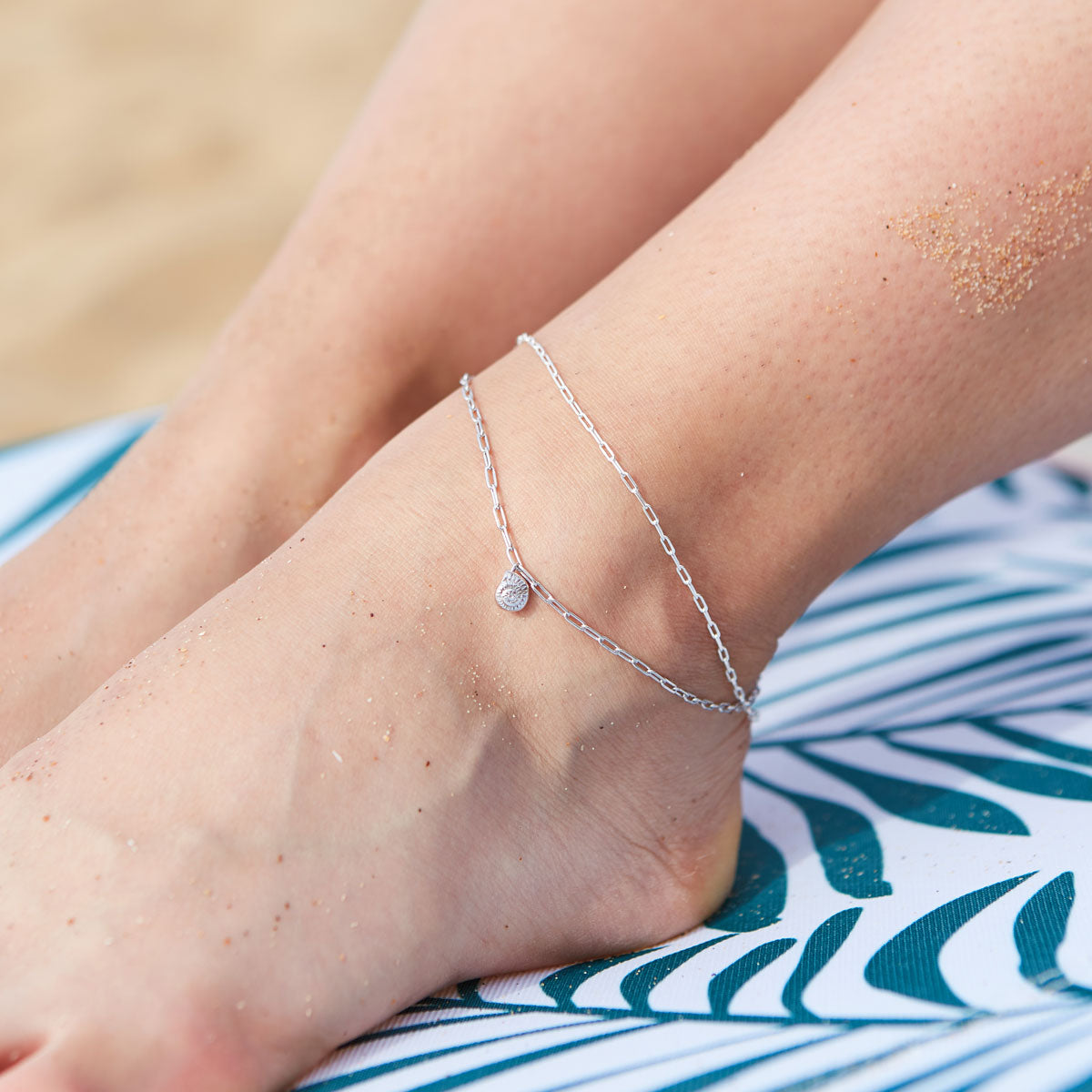 3.0 Carats Lab-Grown Bezel-Set Diamond Station Adjustable Ankle Bracelet in 18K White Gold 3.0 Carats Lab-Grown Bezel-Set Diamond Station Adjustable Ankle Bracelet in 18K White Gold