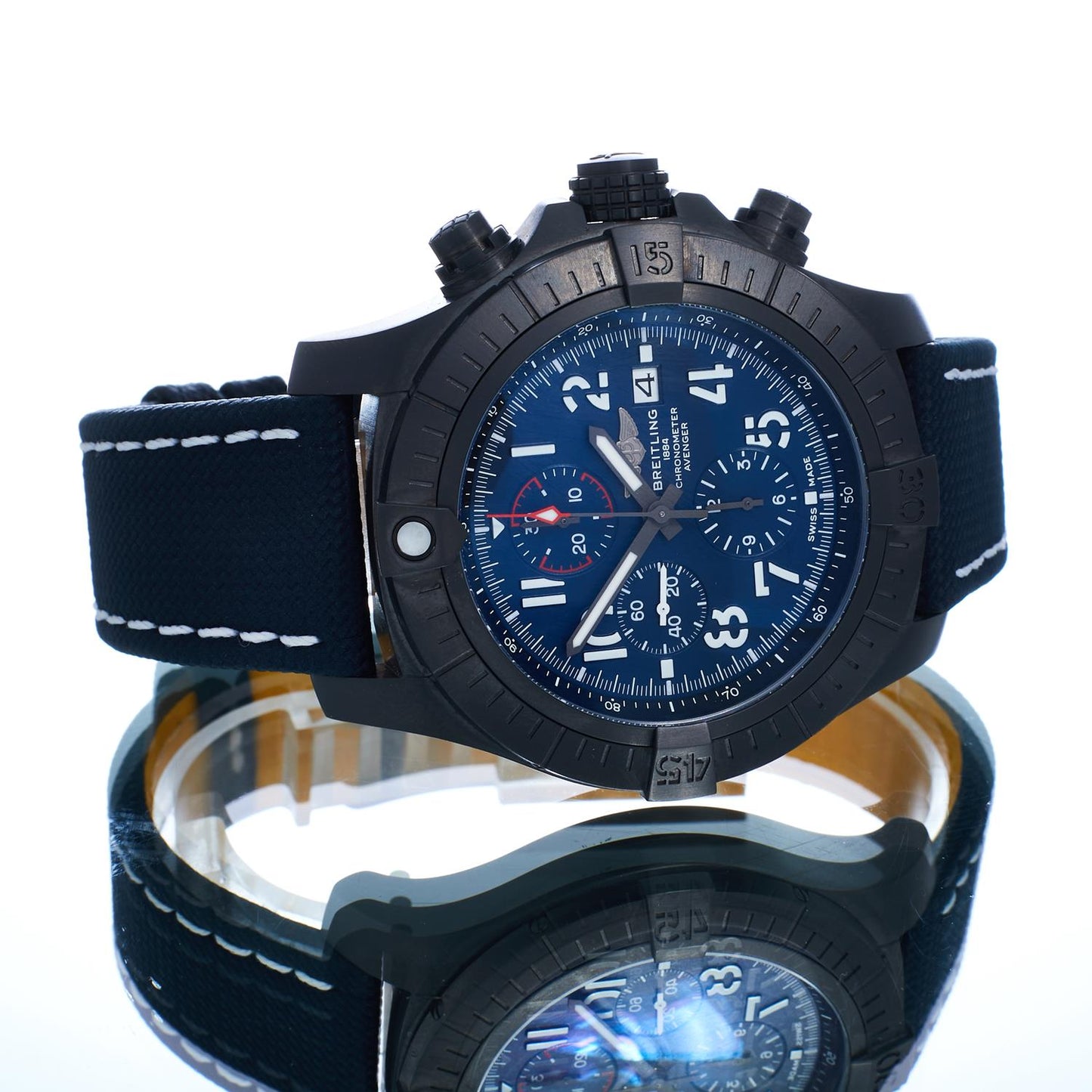 Pre-Owned Breitling Super Avenger Chronograph 48 V13375101C1X2