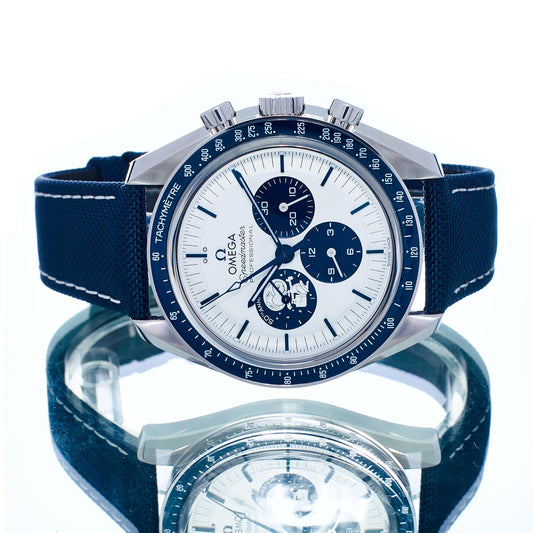 Pre-Owned Omega Speedmaster Silver Snoopy Award 50th Anniversary 31032425002001
