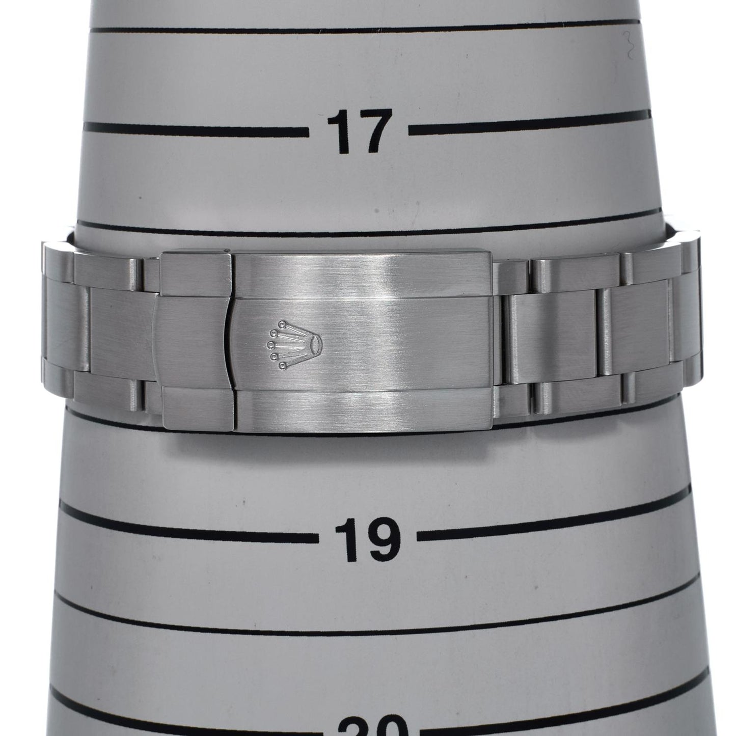 Pre-Owned Rolex Oyster Perpetual 36 126000