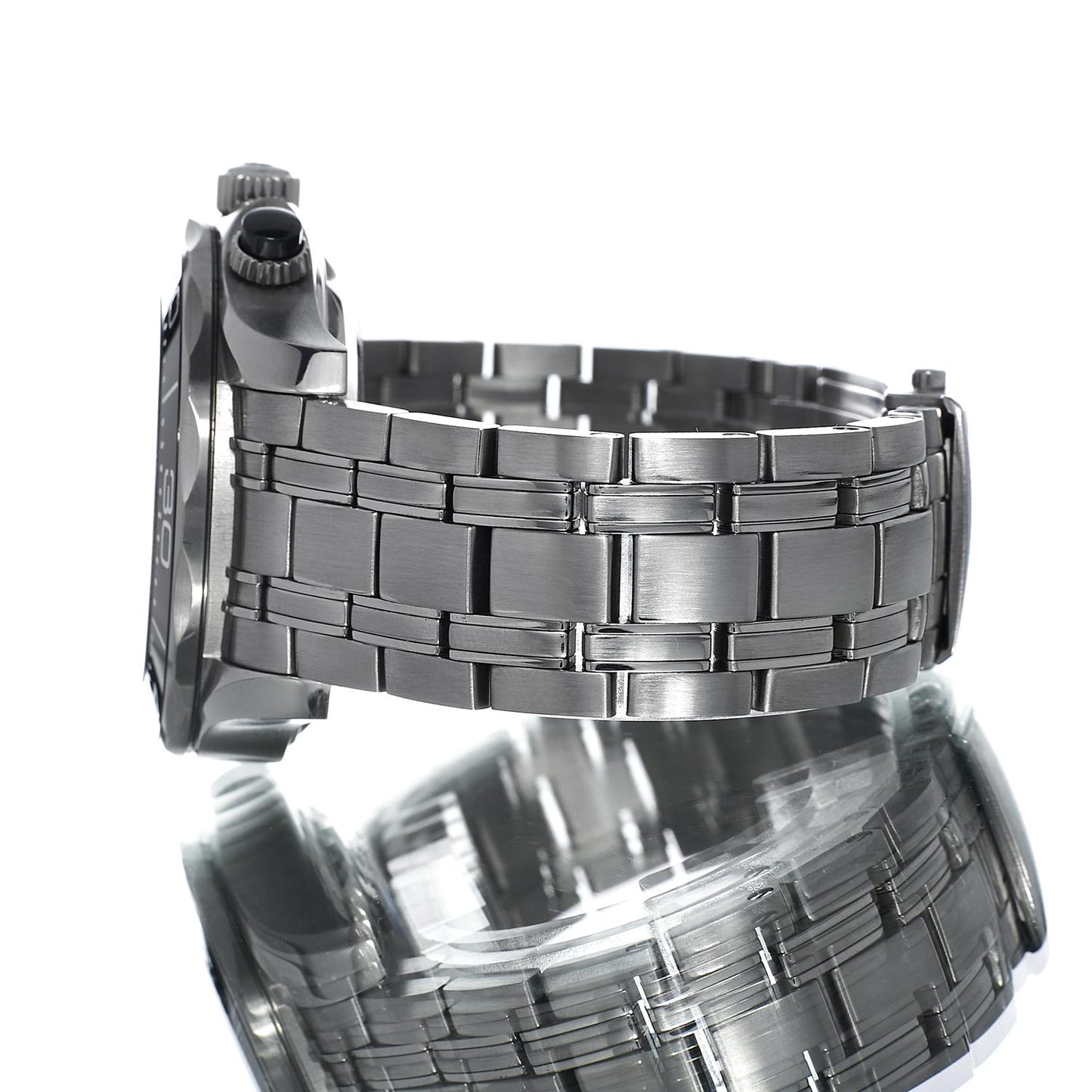 Pre-Owned Omega Seamaster Diver 300M Chrono 21030445101001