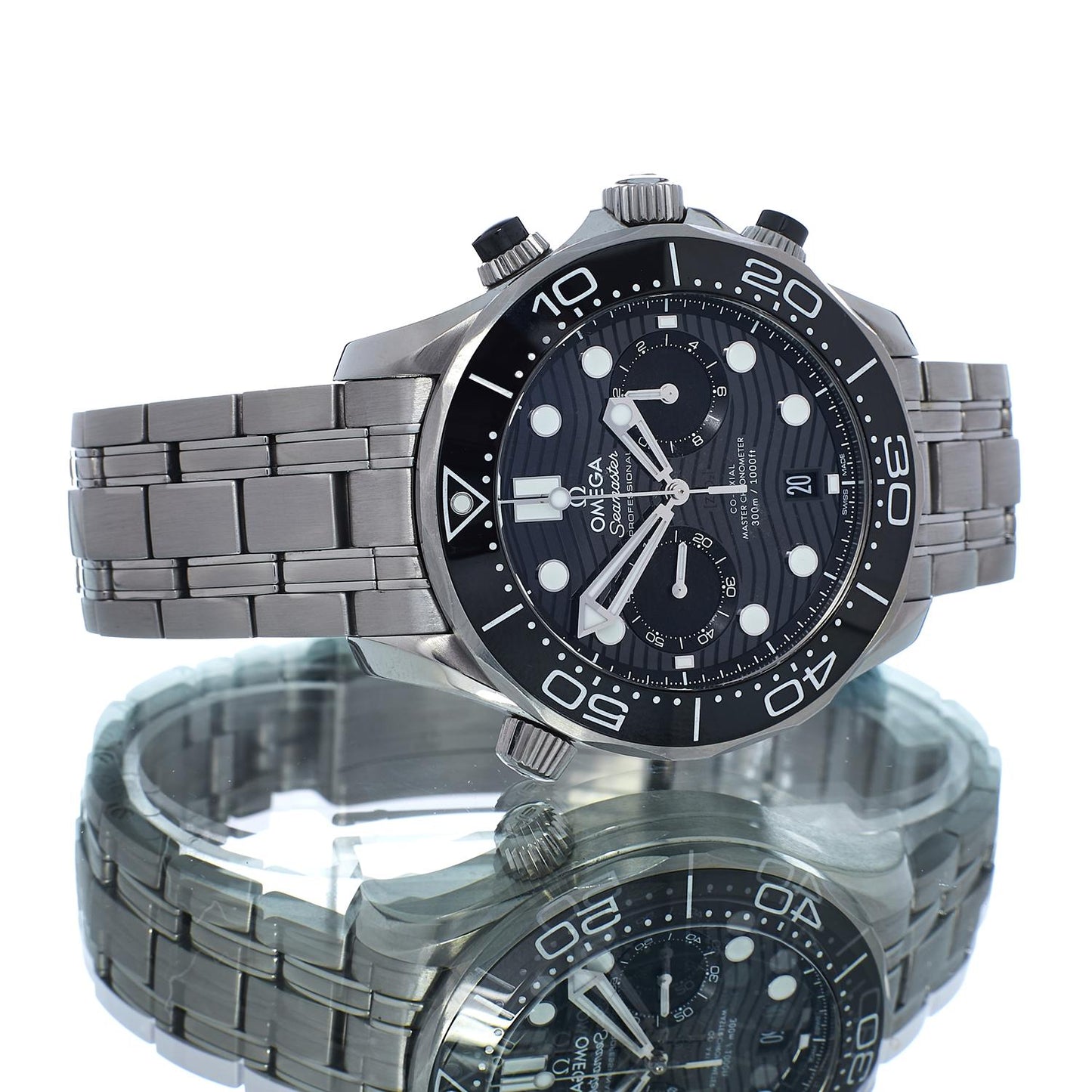 Pre-Owned Omega Seamaster Diver 300M Chrono 21030445101001