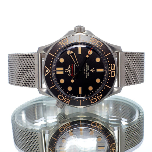 Pre-Owned Omega Seamaster Diver 300M 007 Edition 21090422001001