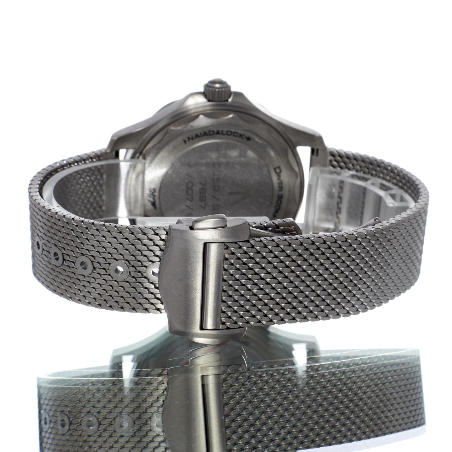 Pre-Owned Omega Seamaster Diver 300M 007 Edition 21090422001001