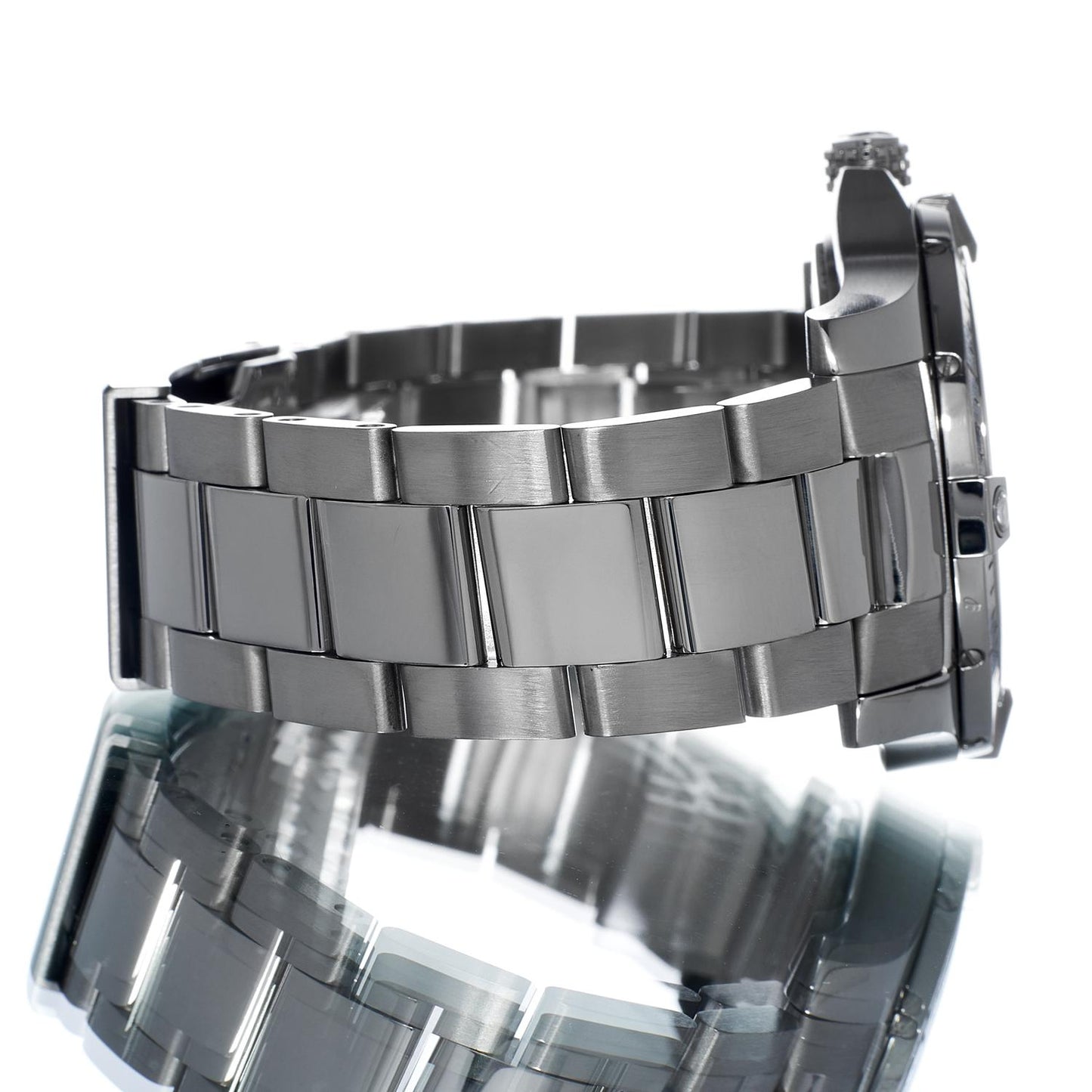 Pre-Owned Breitling Avenger GMT43 A32397101A1A1