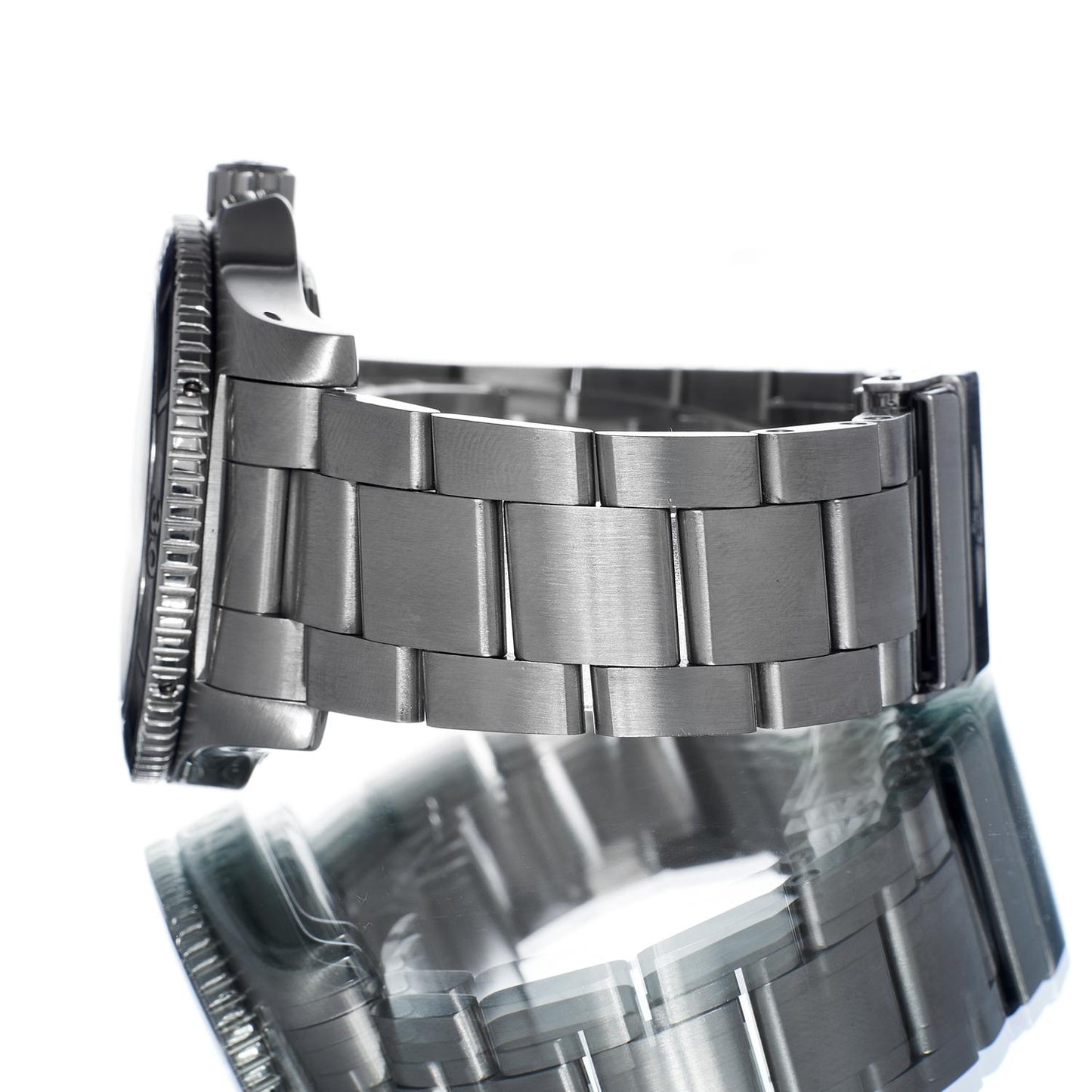 Pre-Owned Breitling Superocean II 42 A17392