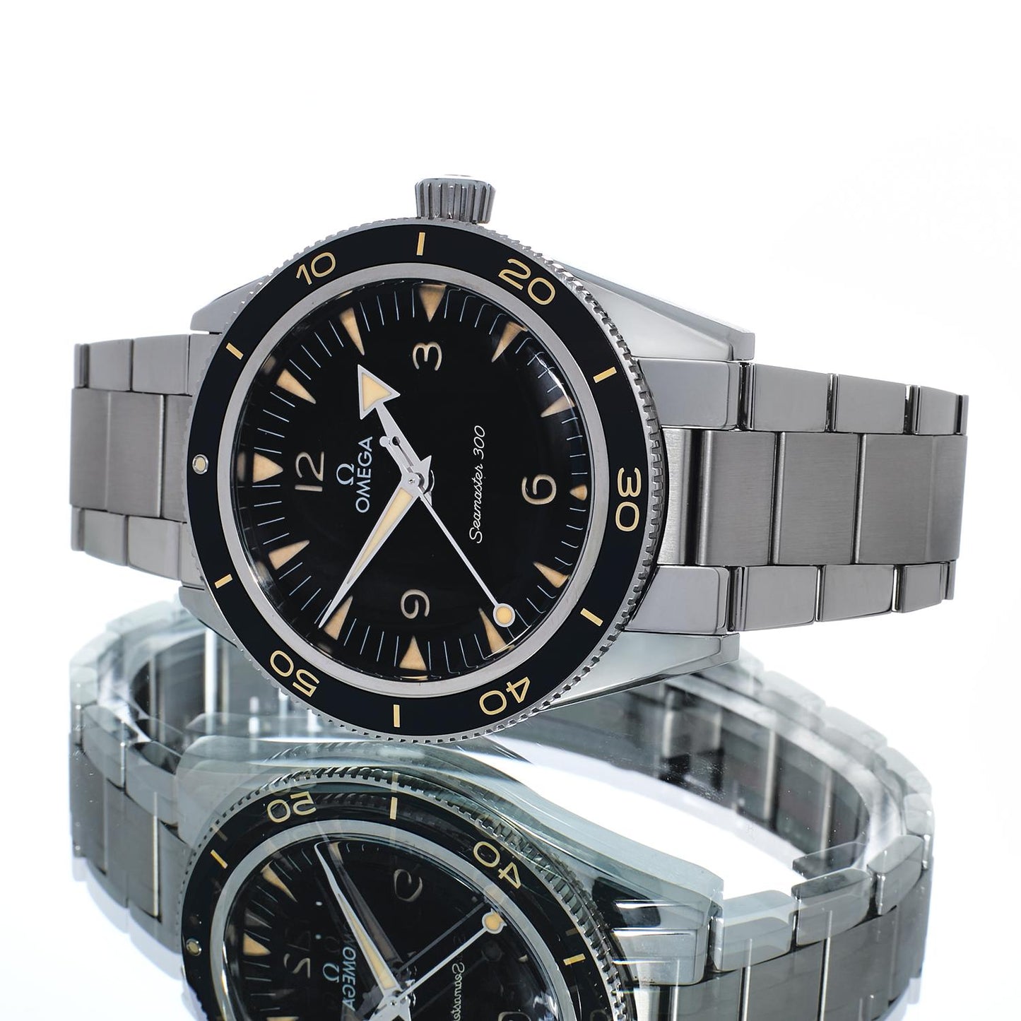 Pre-Owned Omega Seamaster 300 23430412101001