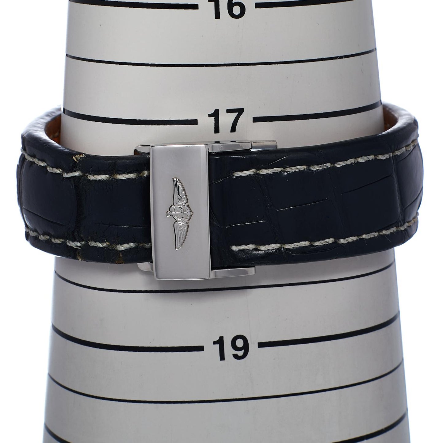 Pre-Owned Breitling Navitimer World A24322