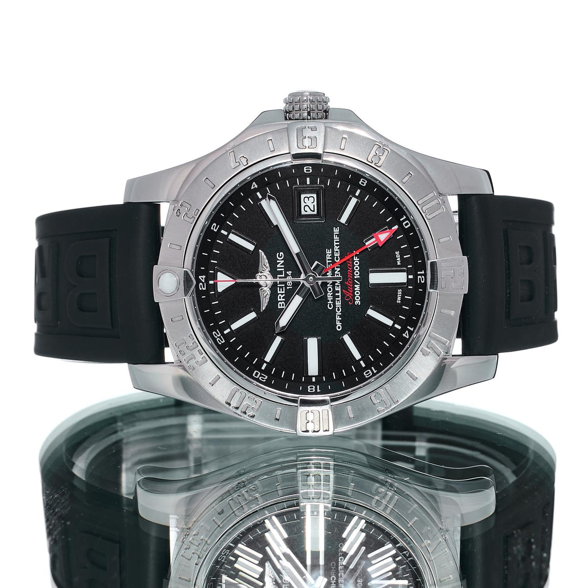 Pre-Owned Breitling Avenger II GMT A32390