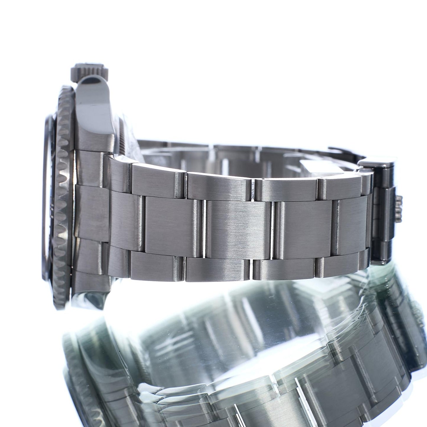 Pre-Owned Rolex Sea-Dweller 4000 116600