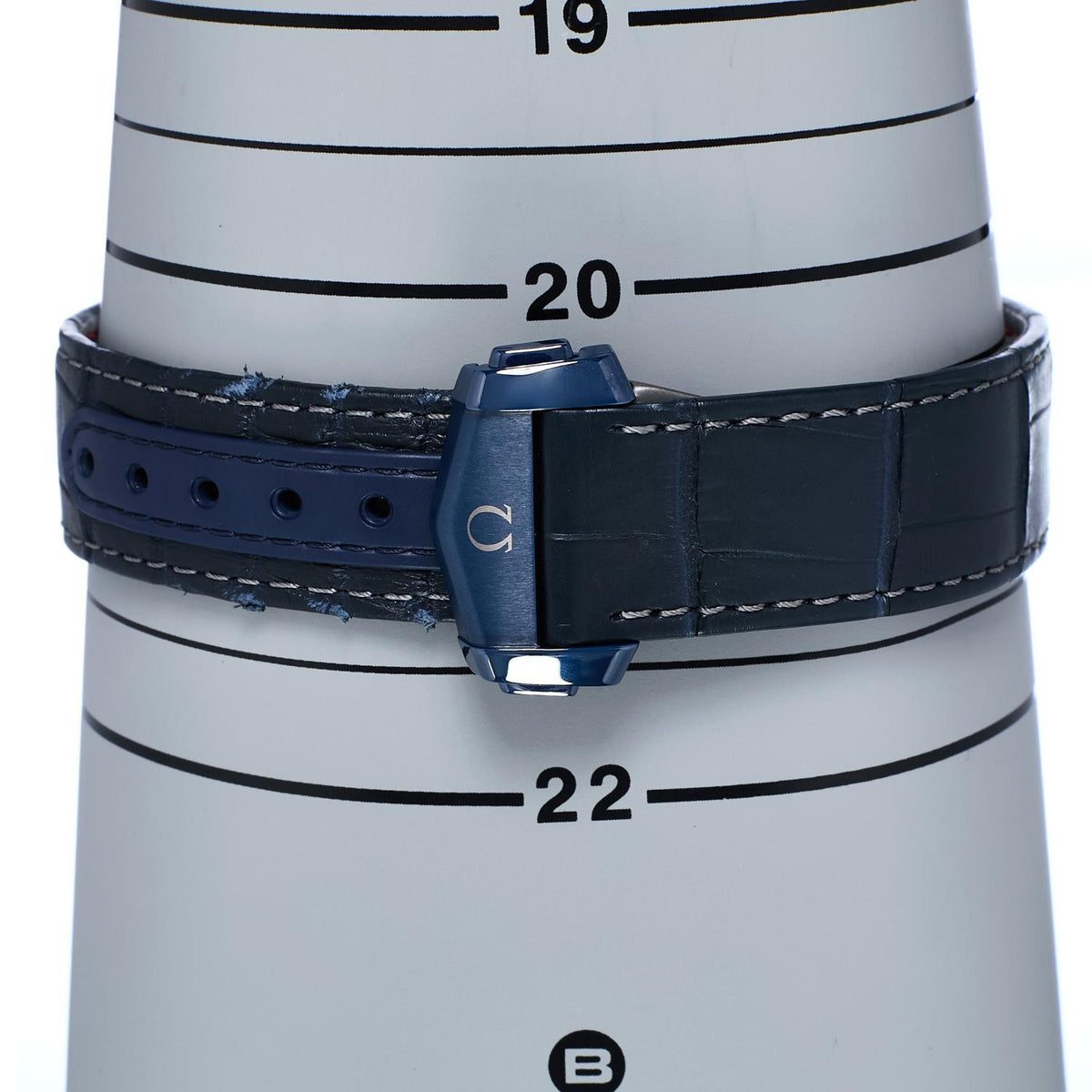Pre-Owned Omega Speedmaster Moonphase 30493445203002