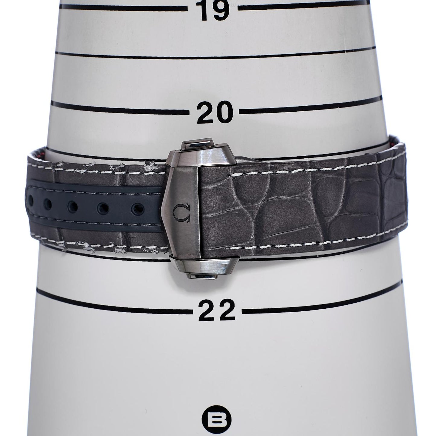 Pre-Owned Omega Speedmaster Dark Side of The Moon 31163445199001