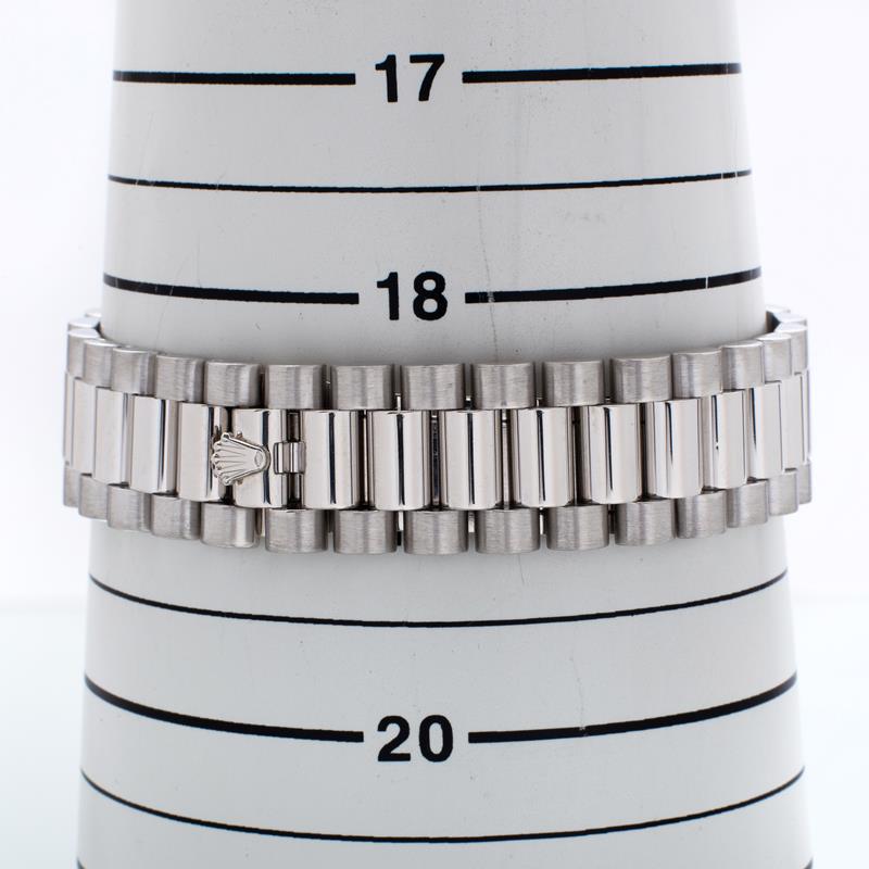 Pre-Owned Rolex Day-Date II 218206