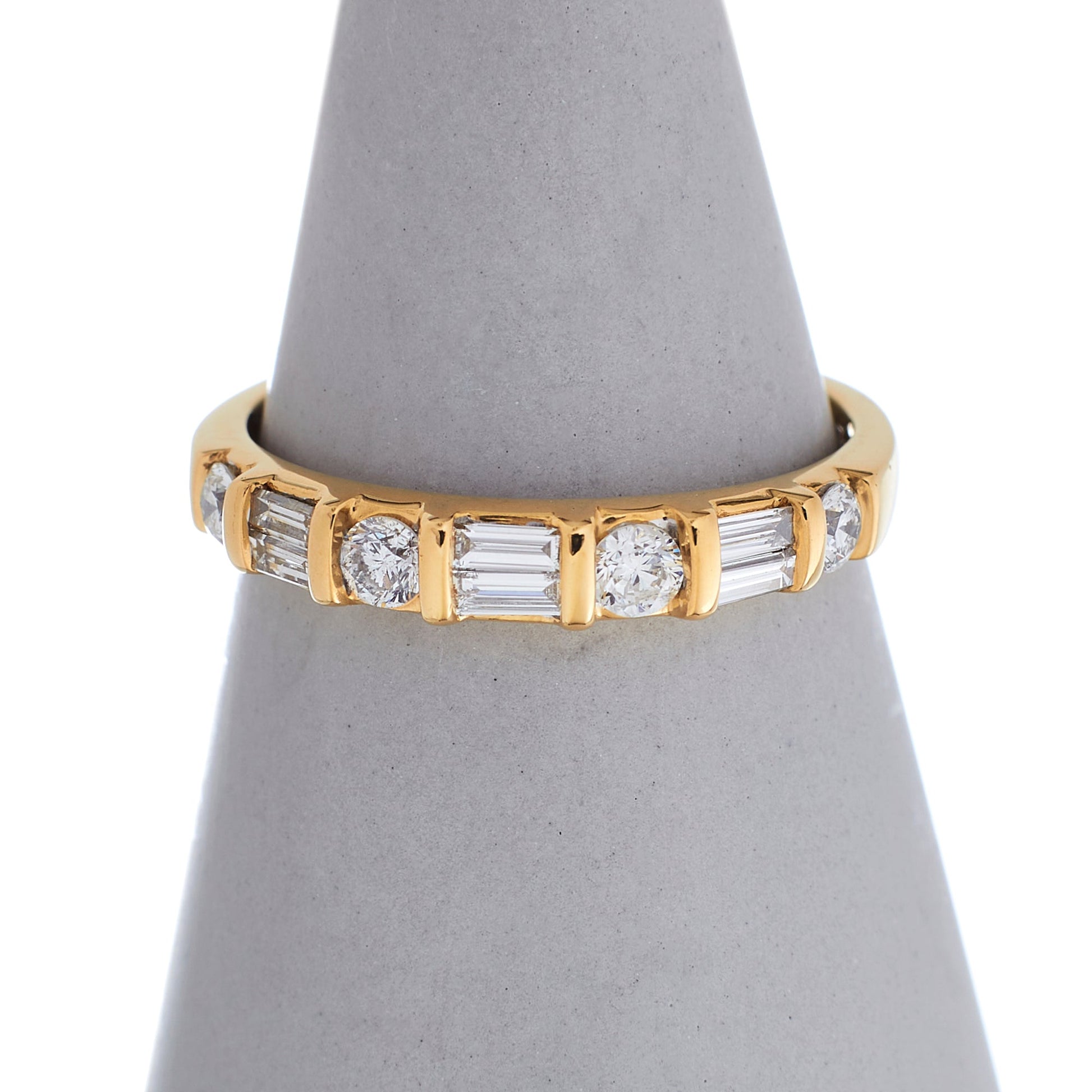 Pre-Owned 18ct Yellow Gold Mixed Cut Diamond Band Ring