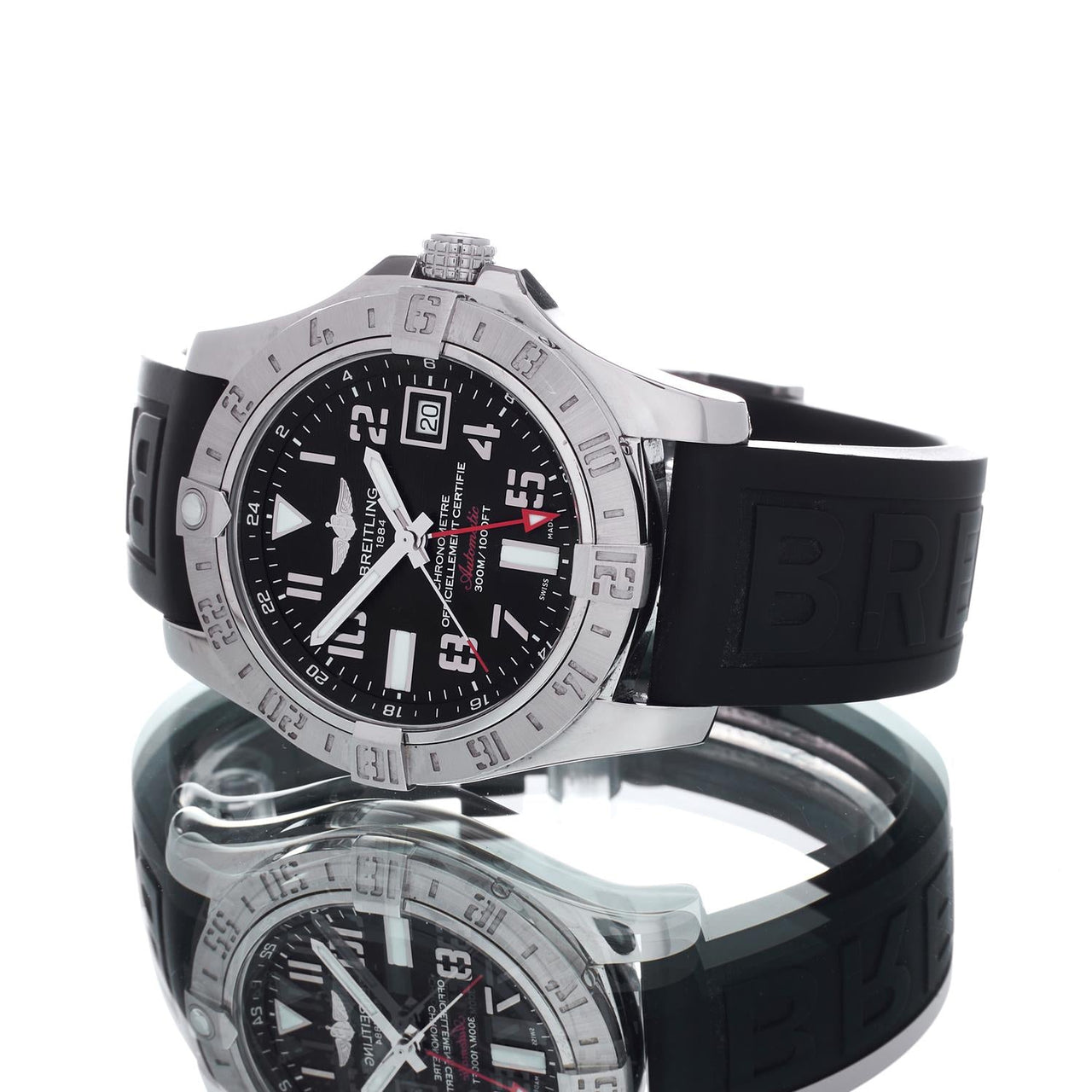 Pre-Owned Breitling Avenger II GMT A32390